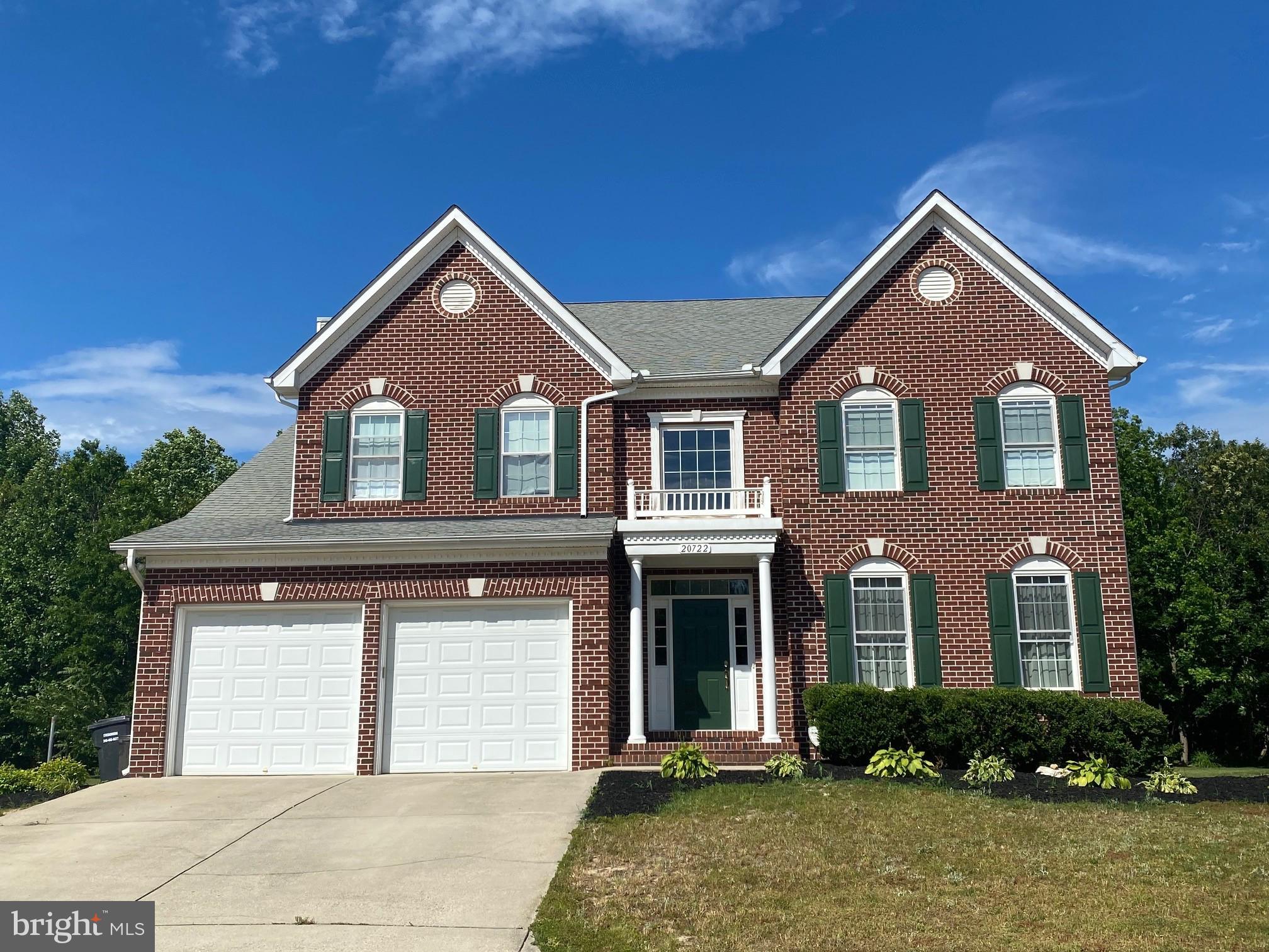 PEMBROOKE - Residential