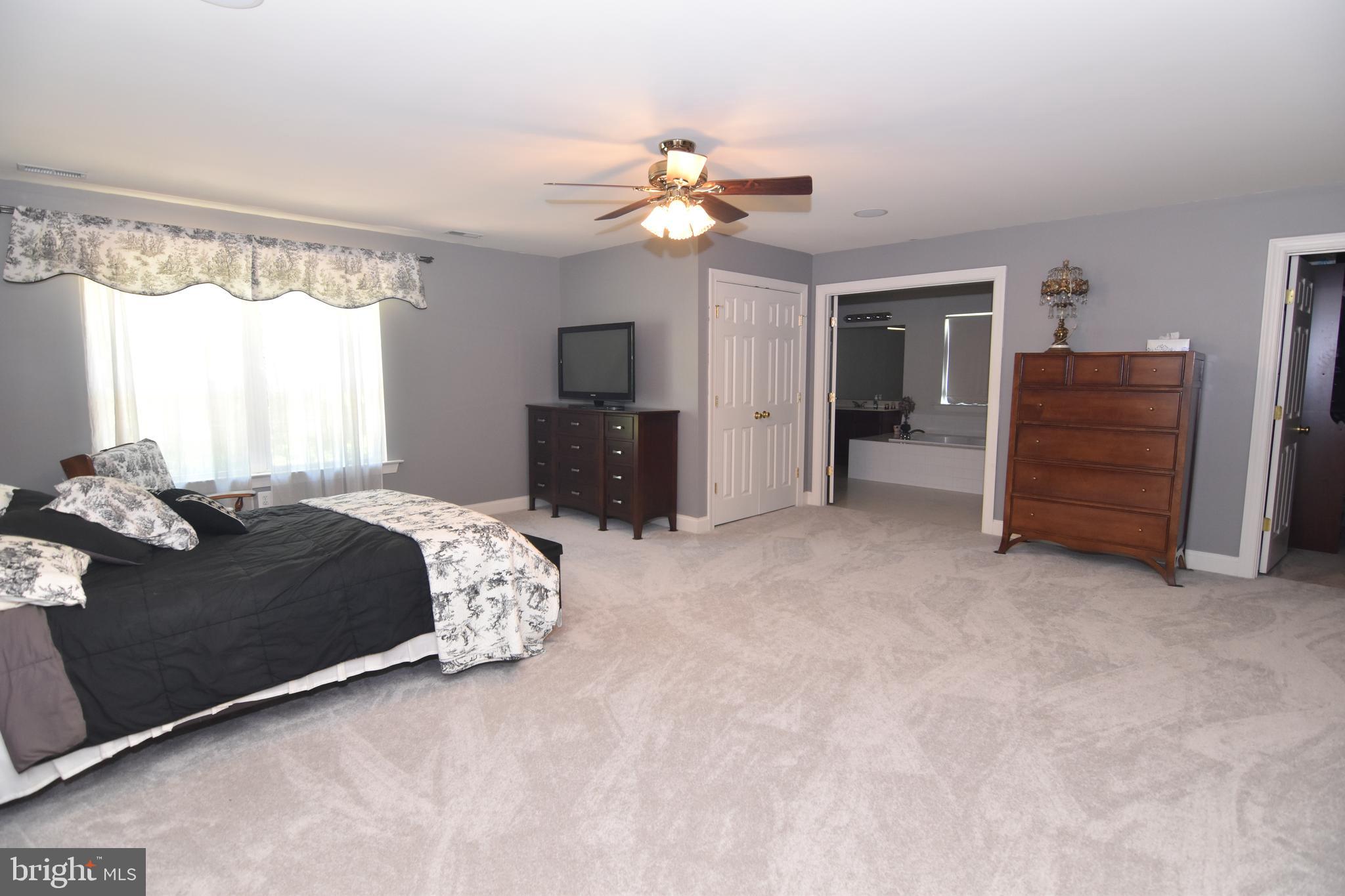 PEMBROOKE - Residential