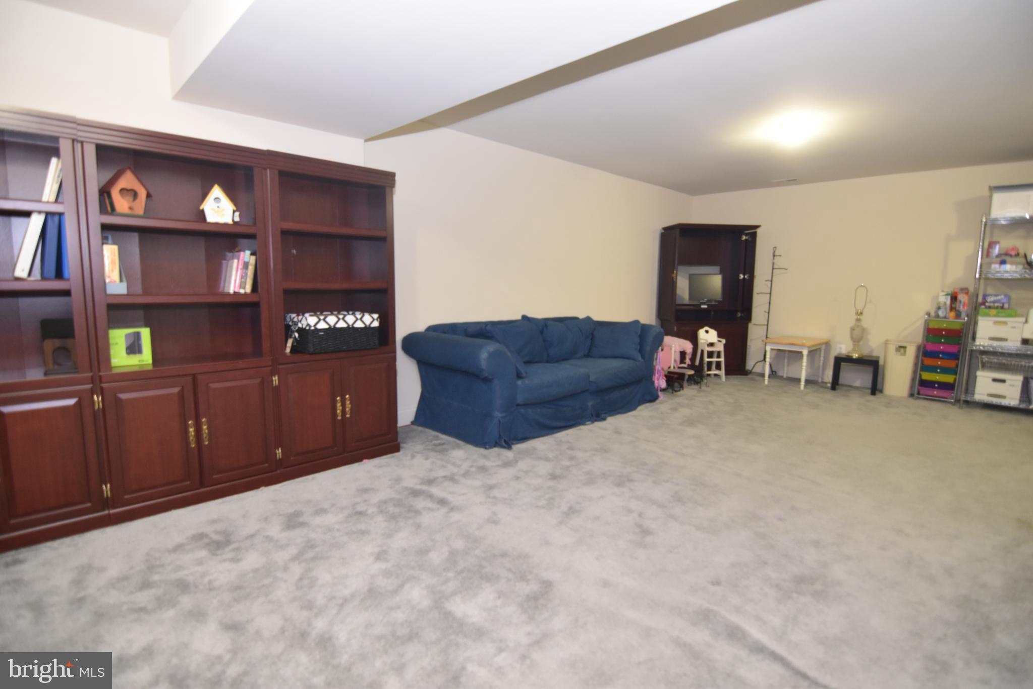 PEMBROOKE - Residential