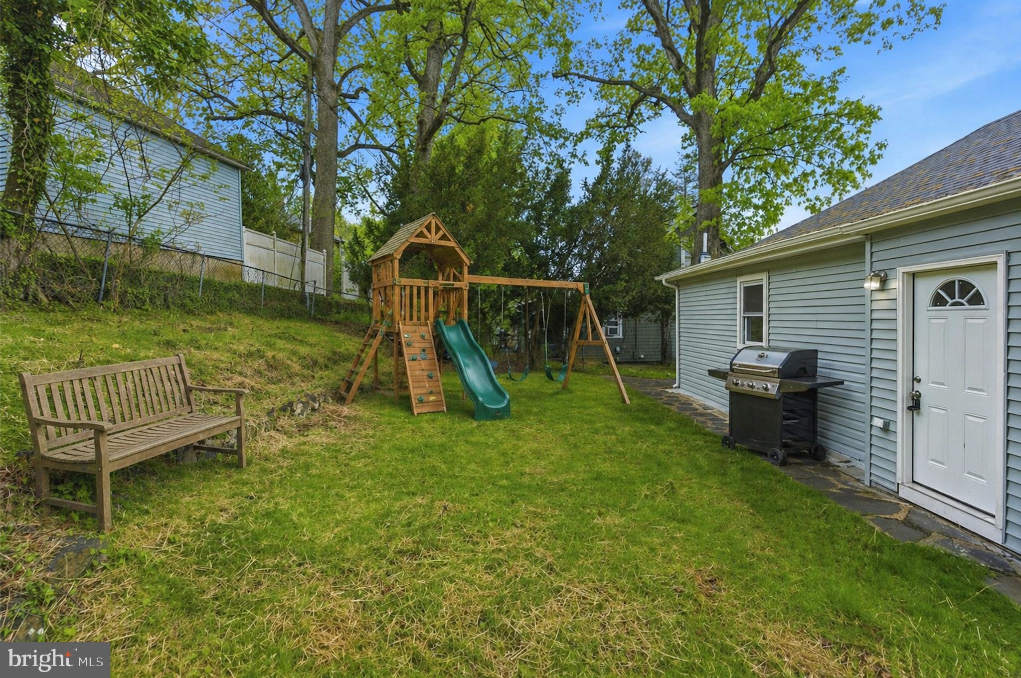 WOODLAWN - Residential