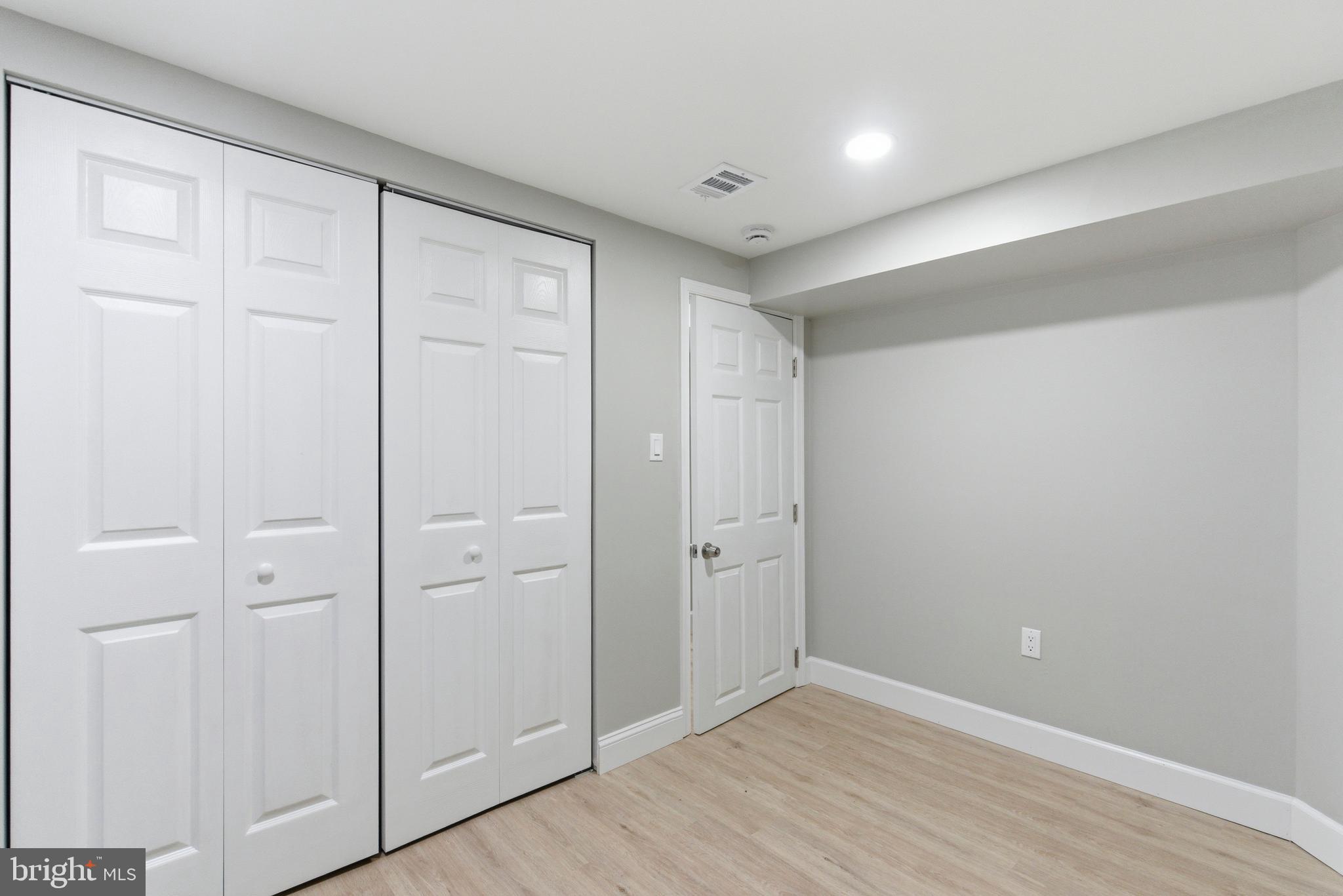 WOODLAWN - Residential