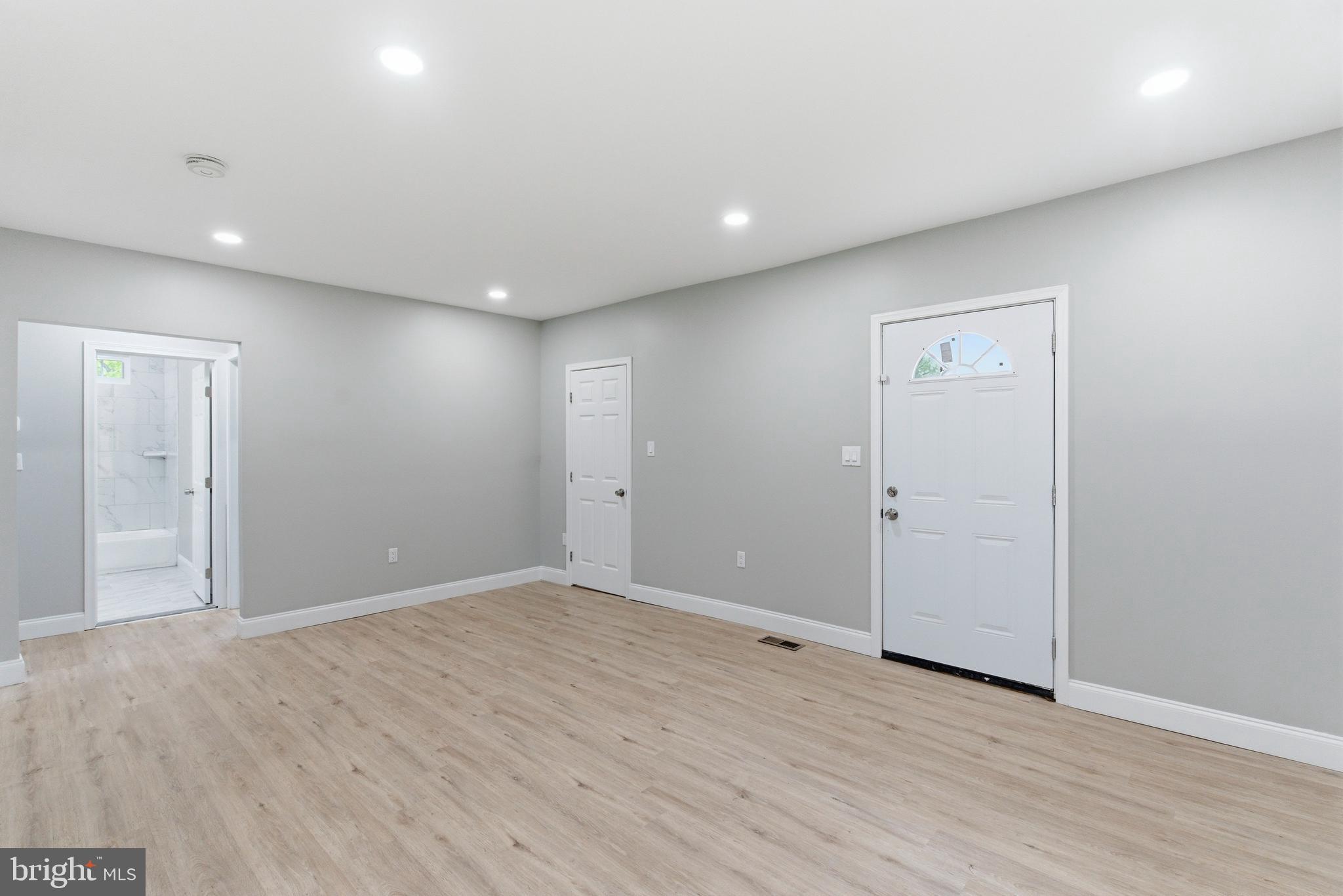 WOODLAWN - Residential