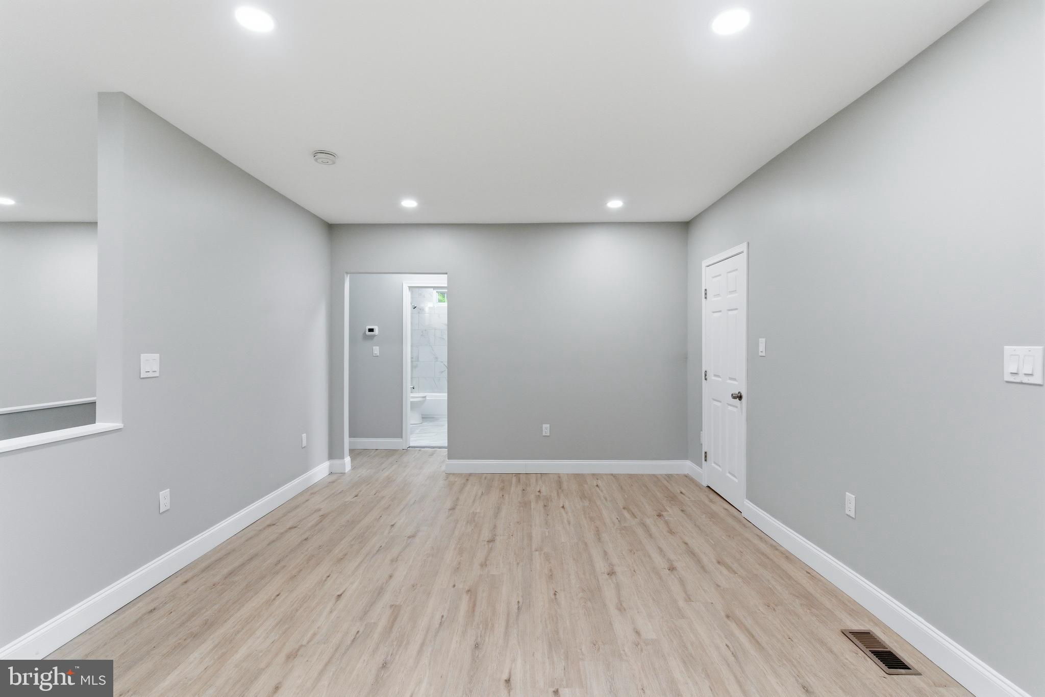 WOODLAWN - Residential