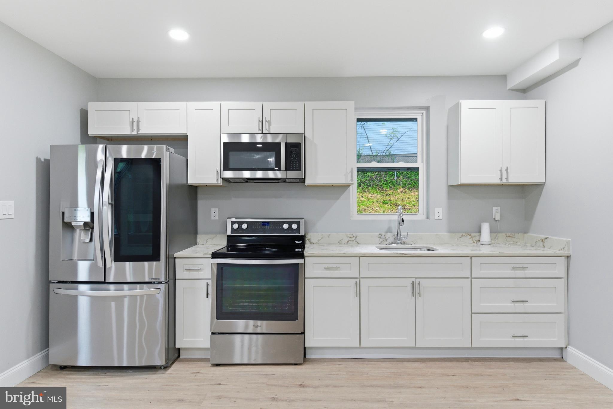 WOODLAWN - Residential