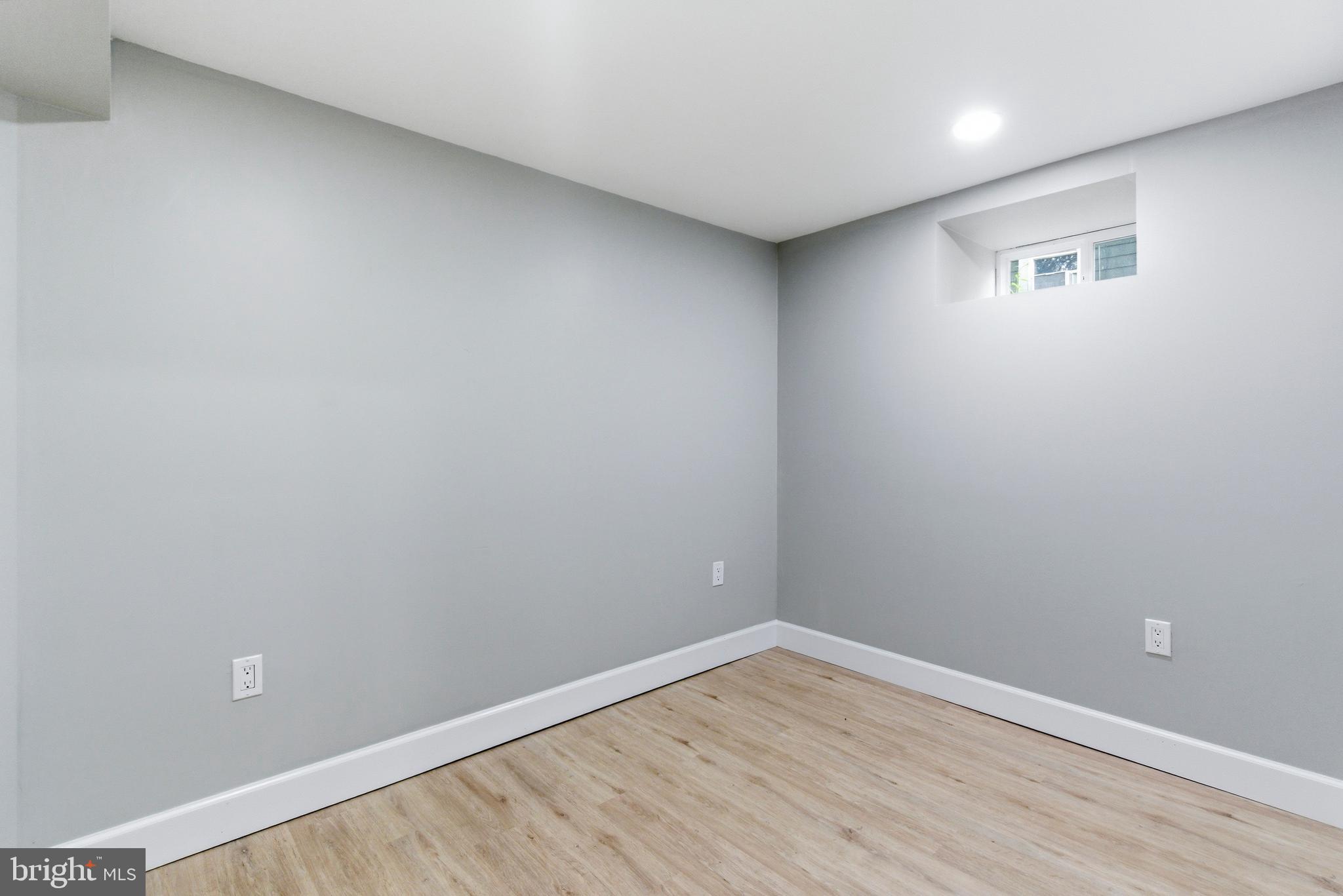 WOODLAWN - Residential