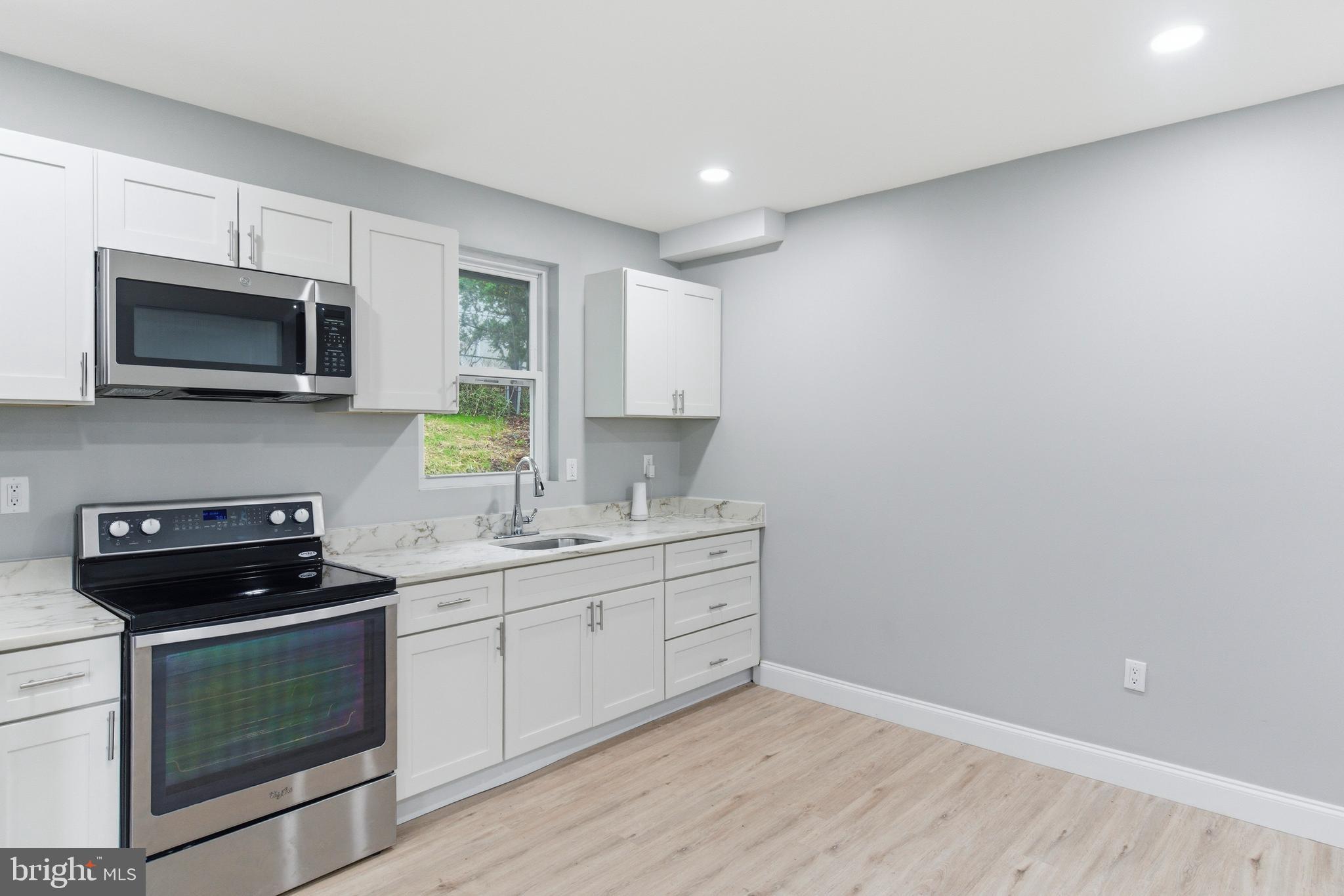 WOODLAWN - Residential