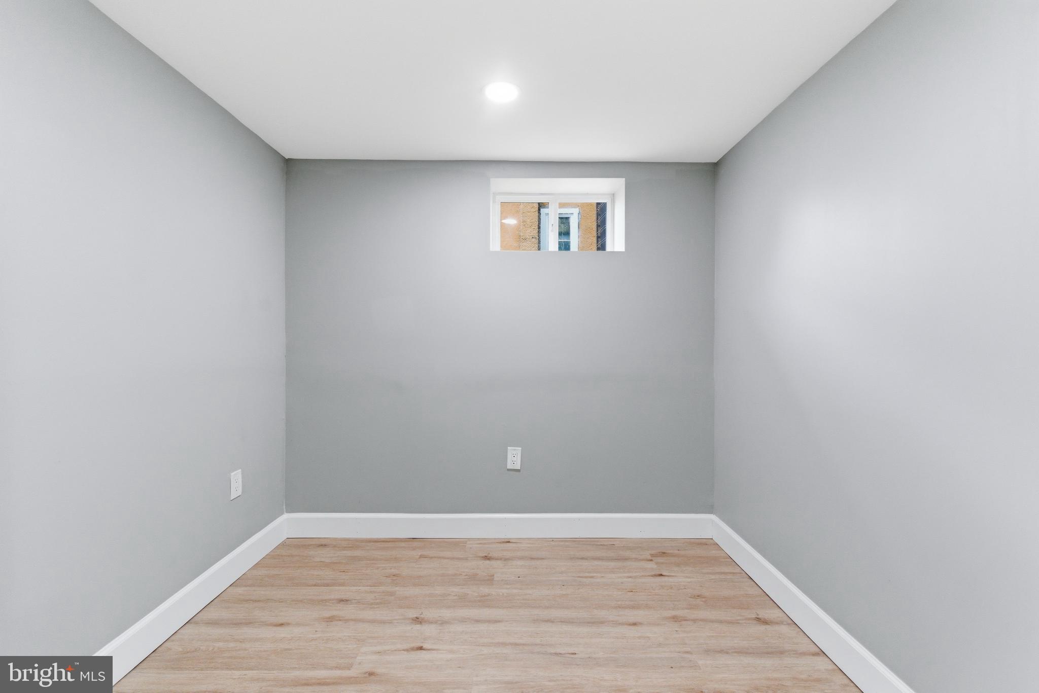 WOODLAWN - Residential