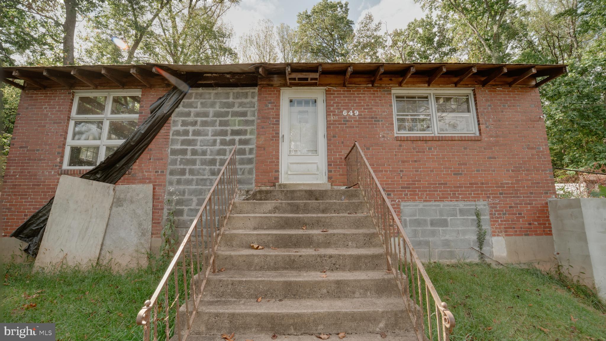 VALLEY BROOK - Residential