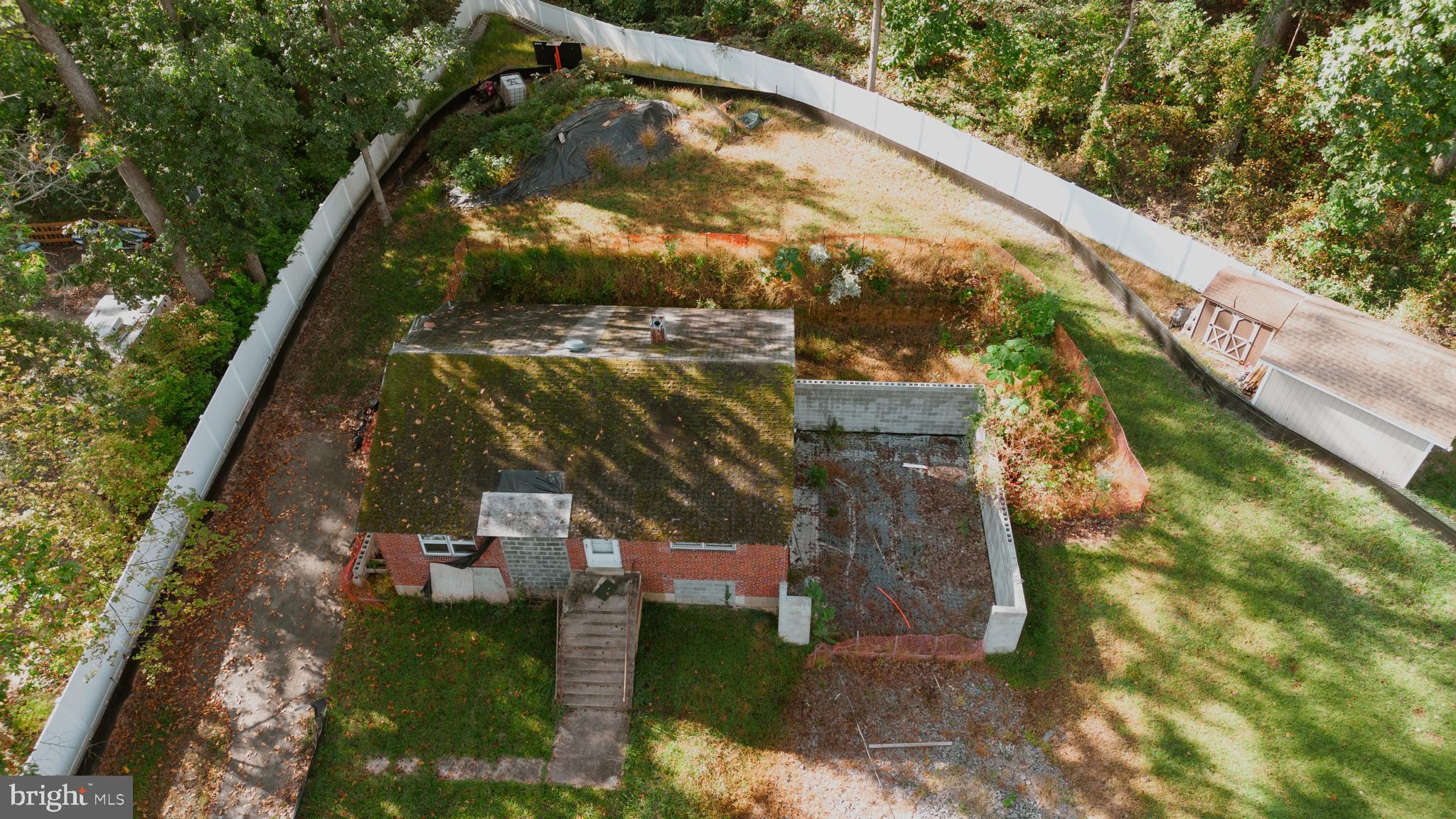 VALLEY BROOK - Residential