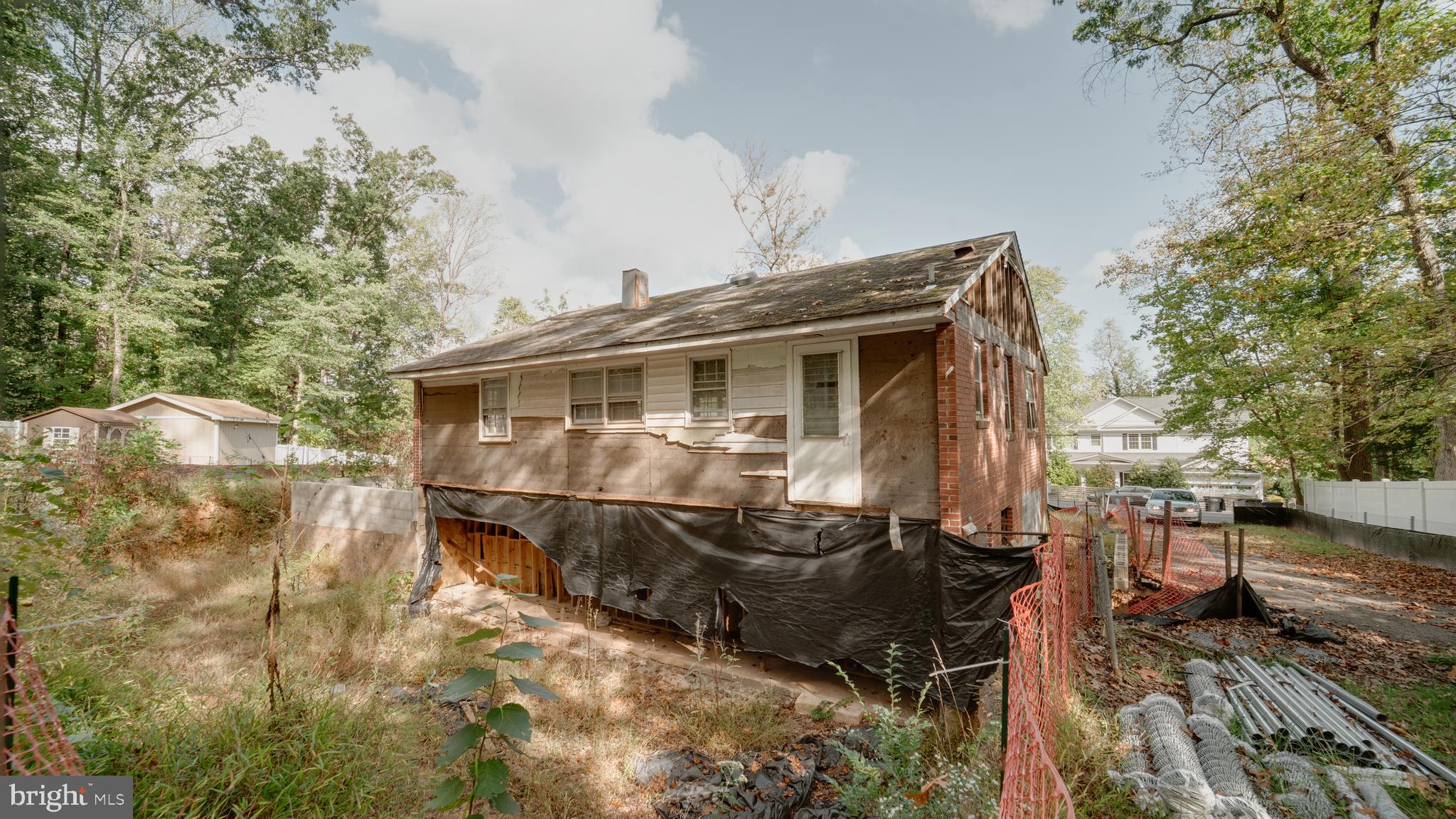 VALLEY BROOK - Residential