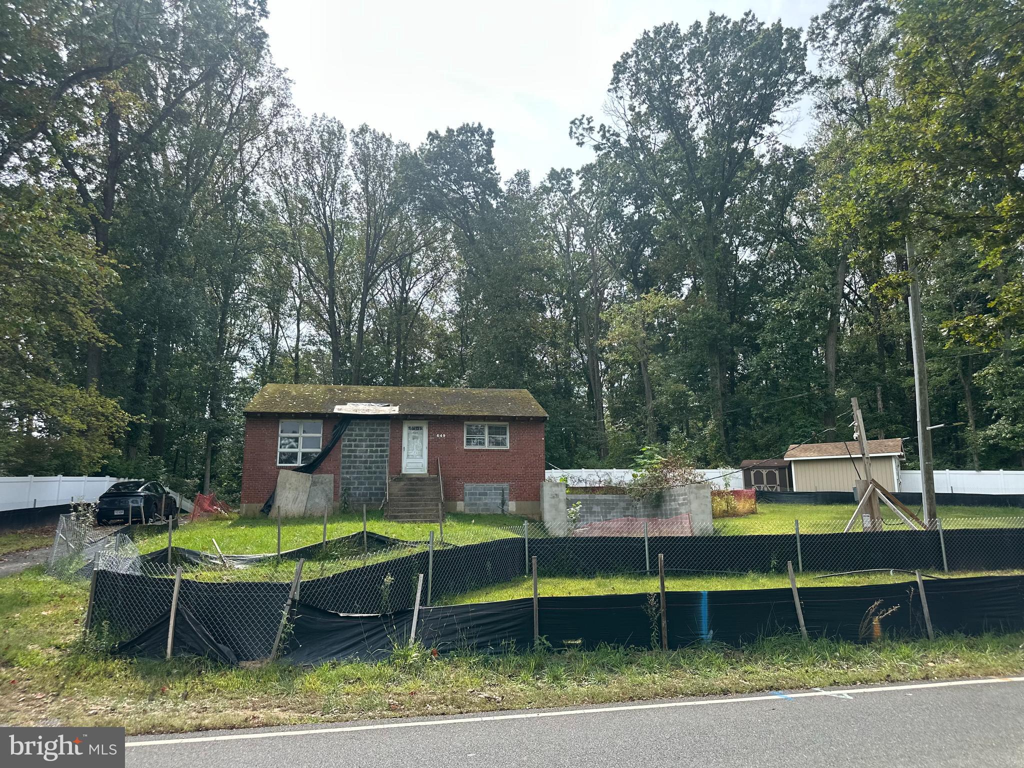 VALLEY BROOK - Residential