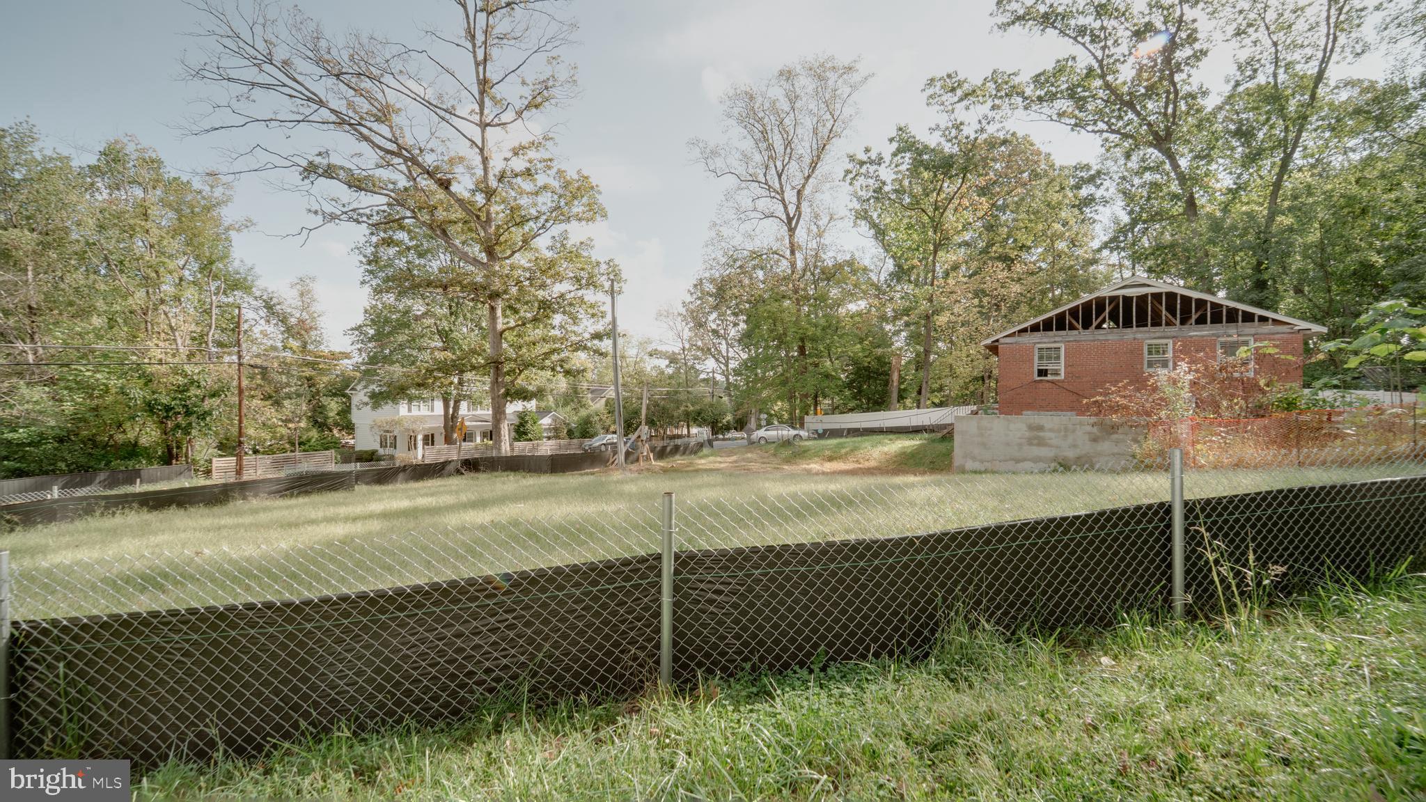 VALLEY BROOK - Residential
