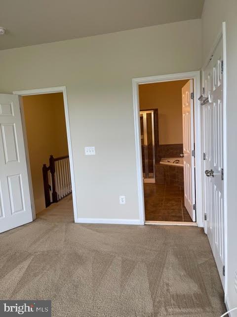 RIVER OAKS-BROOKFIELD CO - Residential Lease