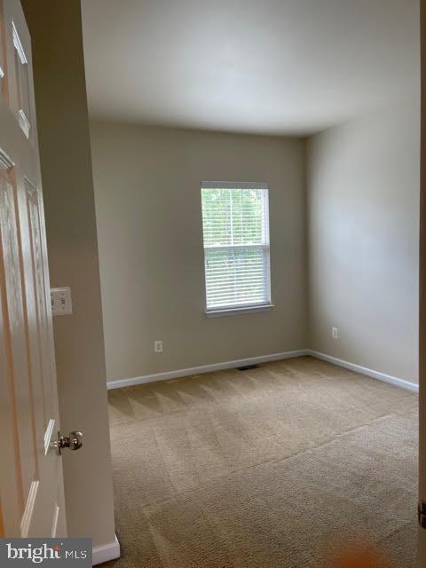 RIVER OAKS-BROOKFIELD CO - Residential Lease