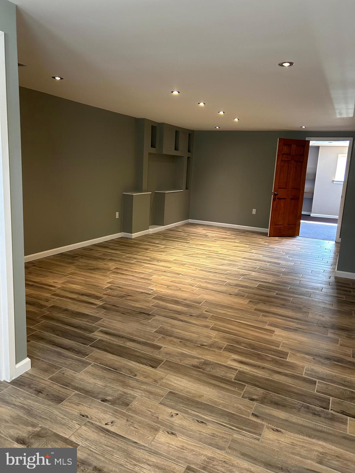 BUSTLETON - Residential Lease