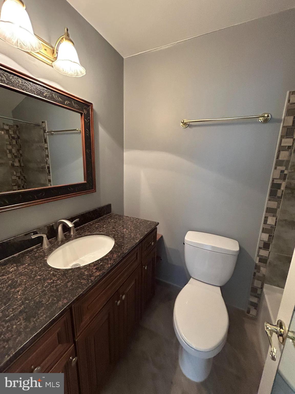 BUSTLETON - Residential Lease