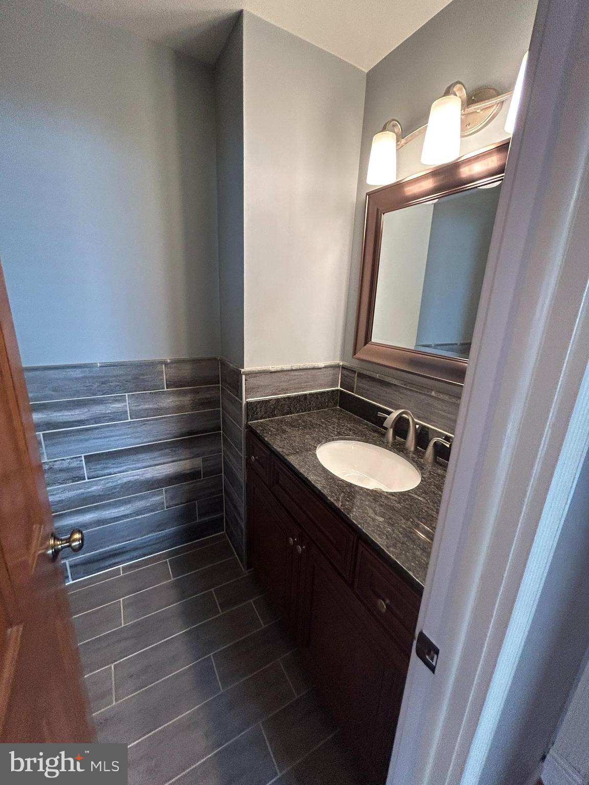 BUSTLETON - Residential Lease