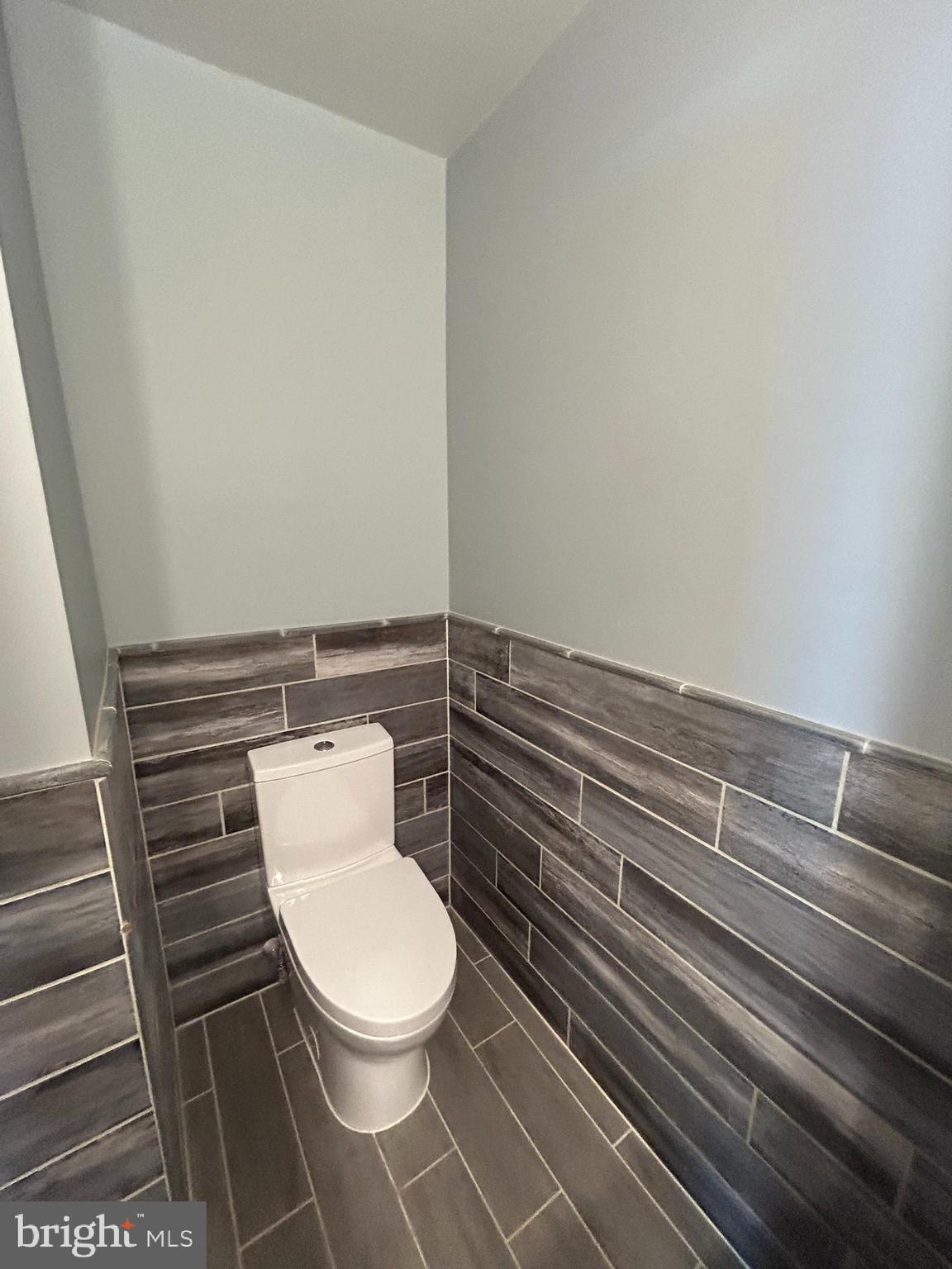 BUSTLETON - Residential Lease