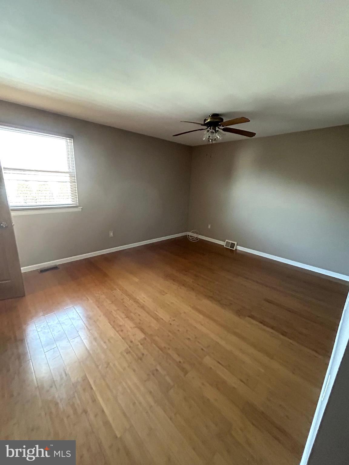 BUSTLETON - Residential Lease