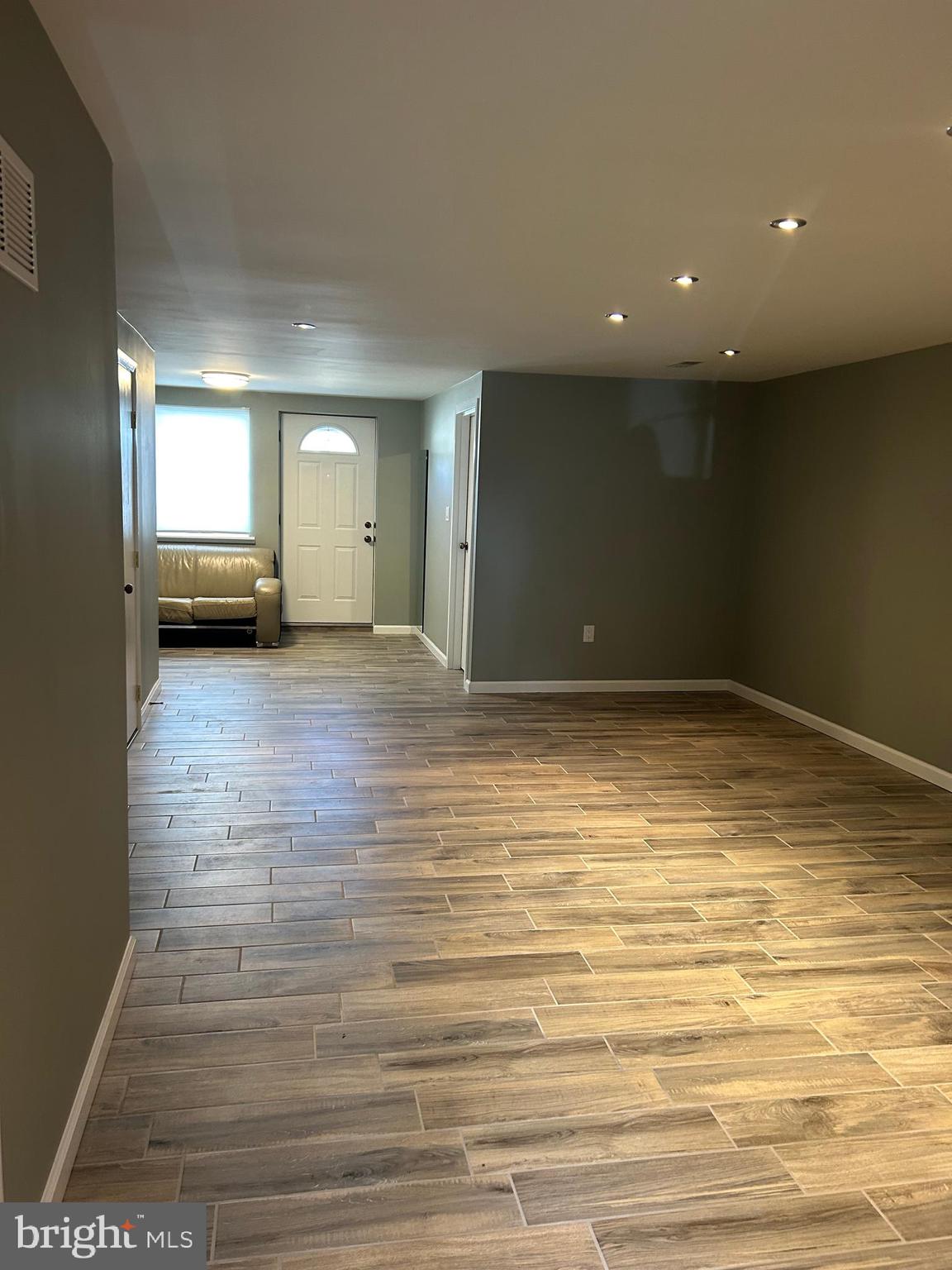 BUSTLETON - Residential Lease