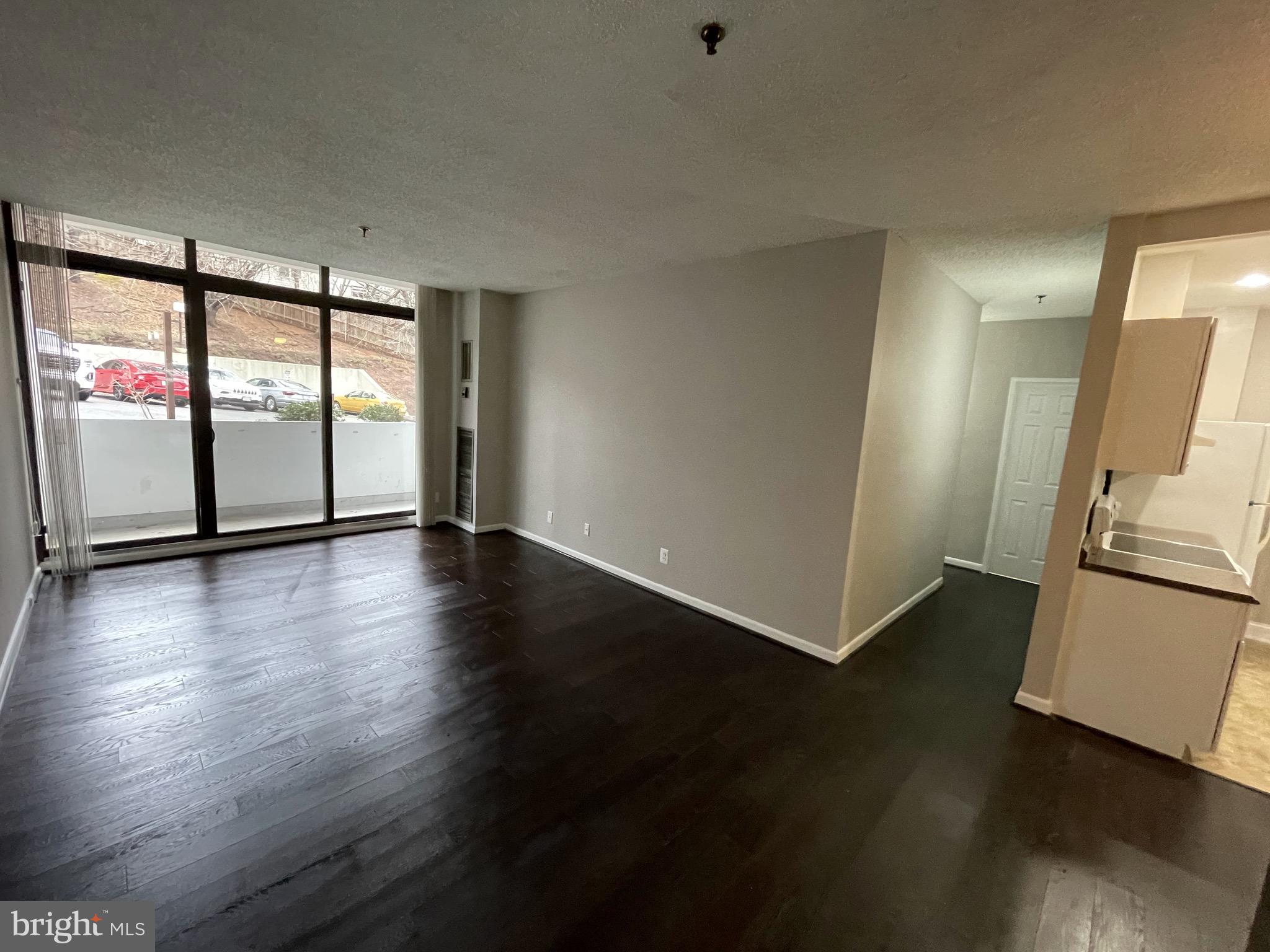 ALEXANDRIA - Residential Lease