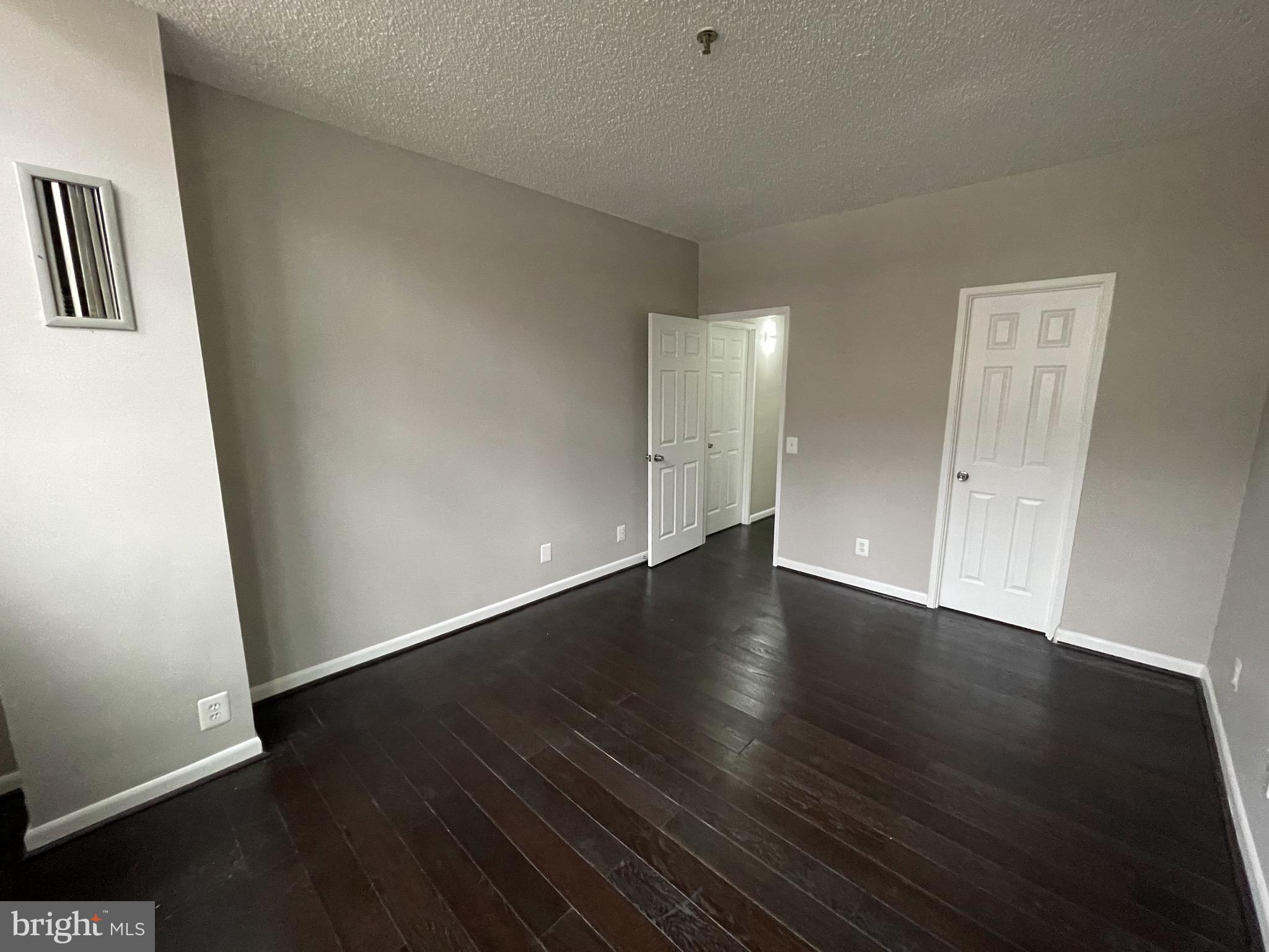 ALEXANDRIA - Residential Lease