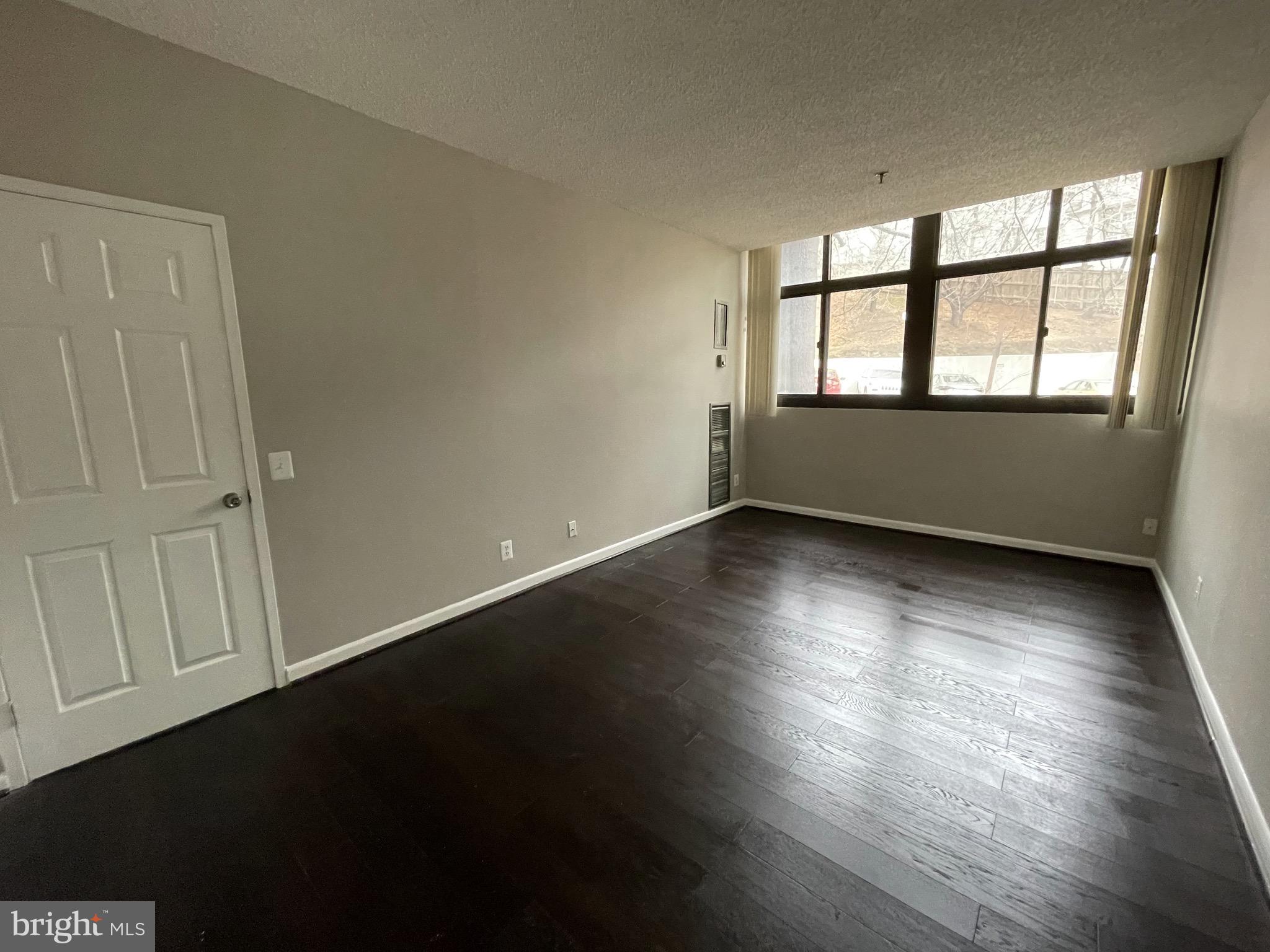 ALEXANDRIA - Residential Lease