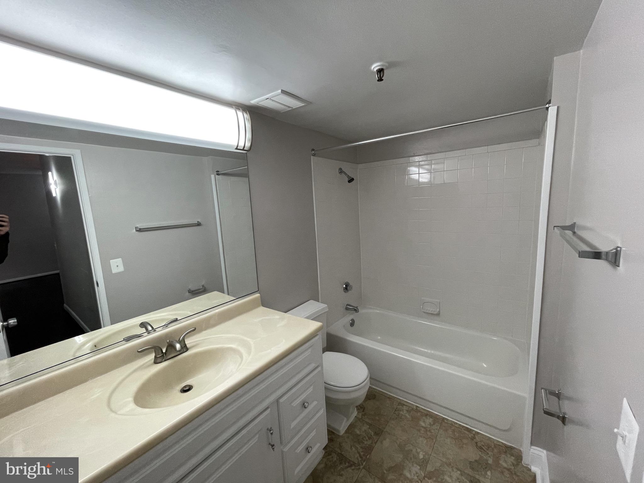 ALEXANDRIA - Residential Lease