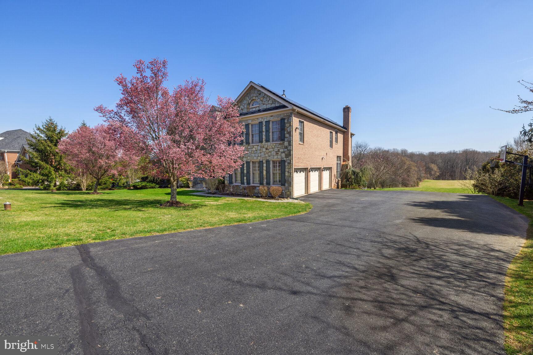 FINEGAN FARM - Residential