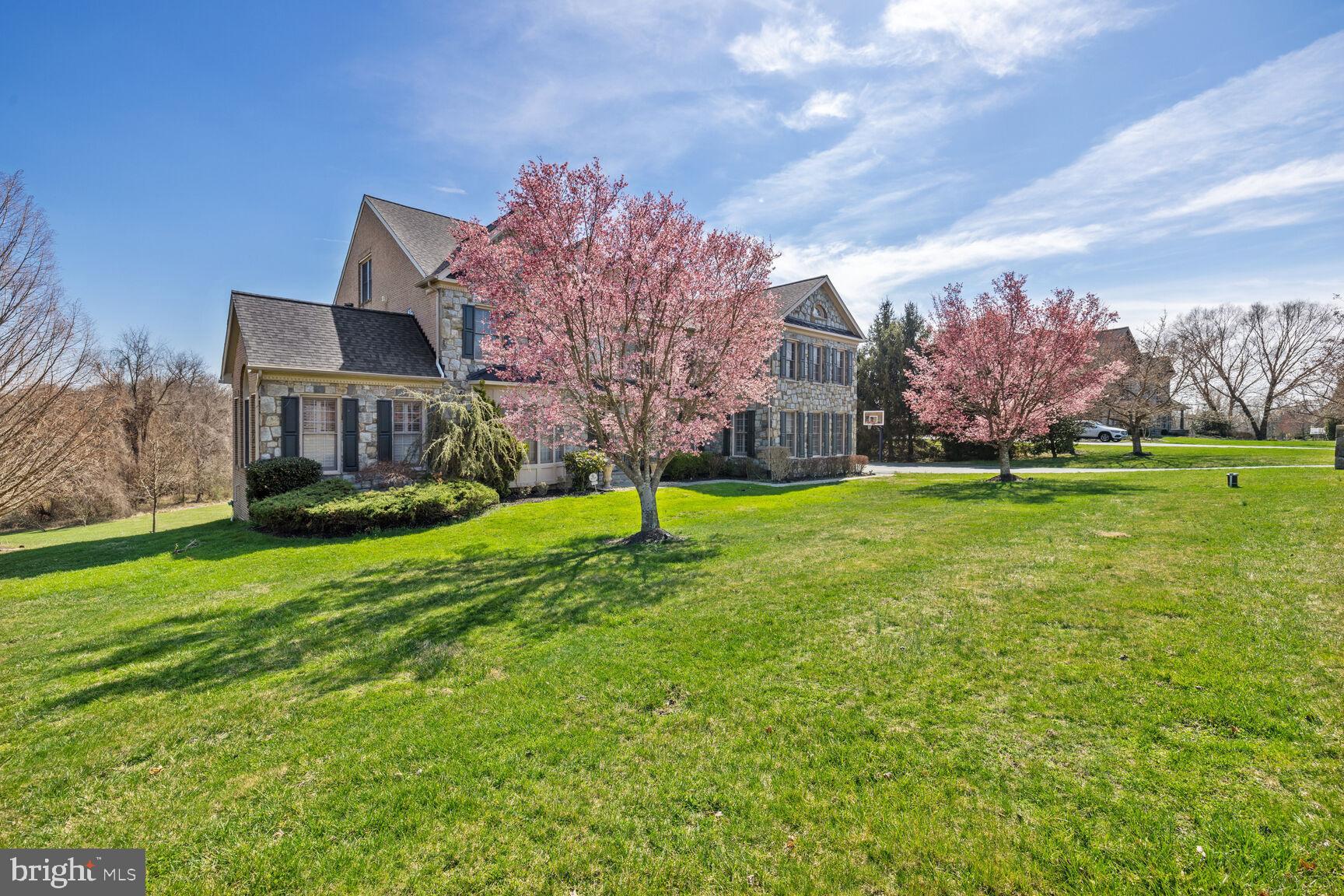 FINEGAN FARM - Residential