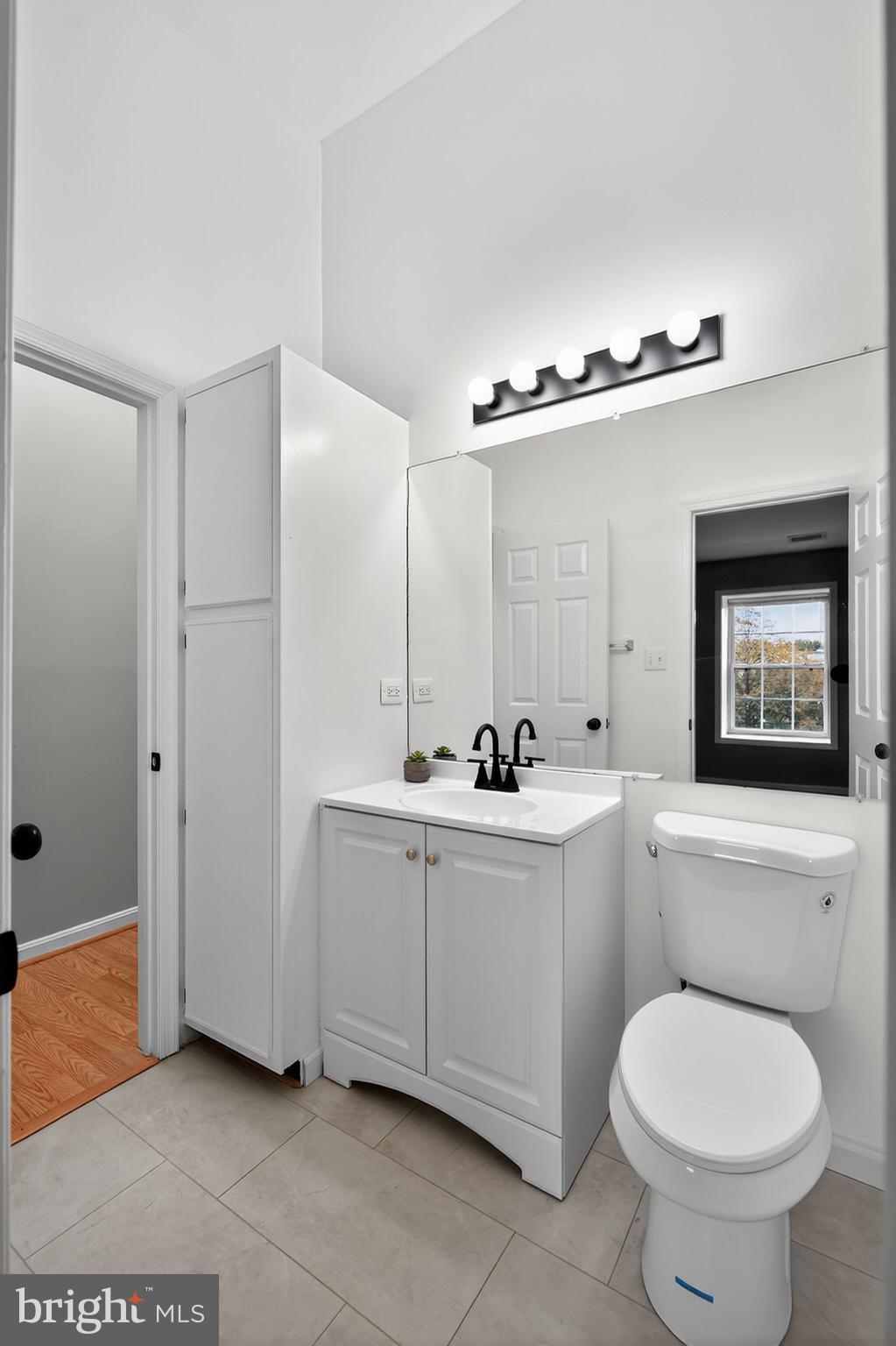 LIONS GATE - Residential