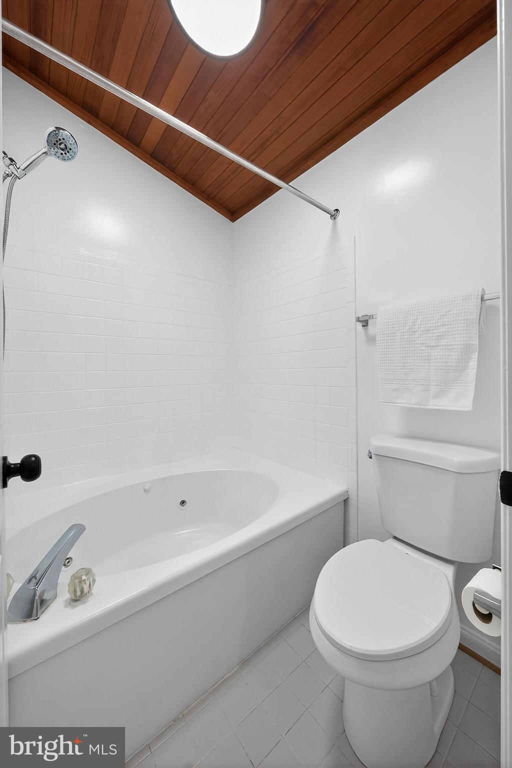 LIONS GATE - Residential