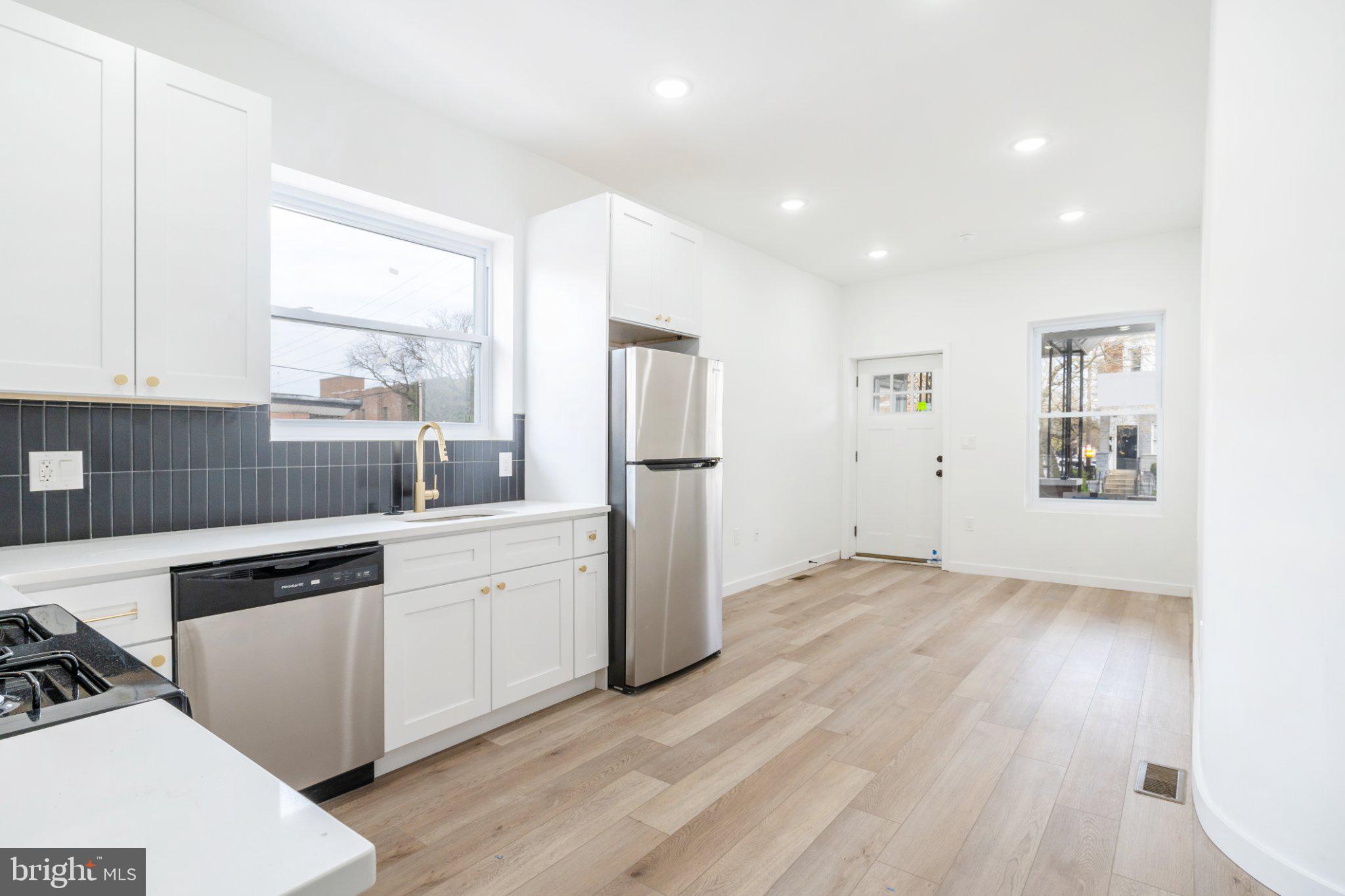 COBBS CREEK - Residential Income