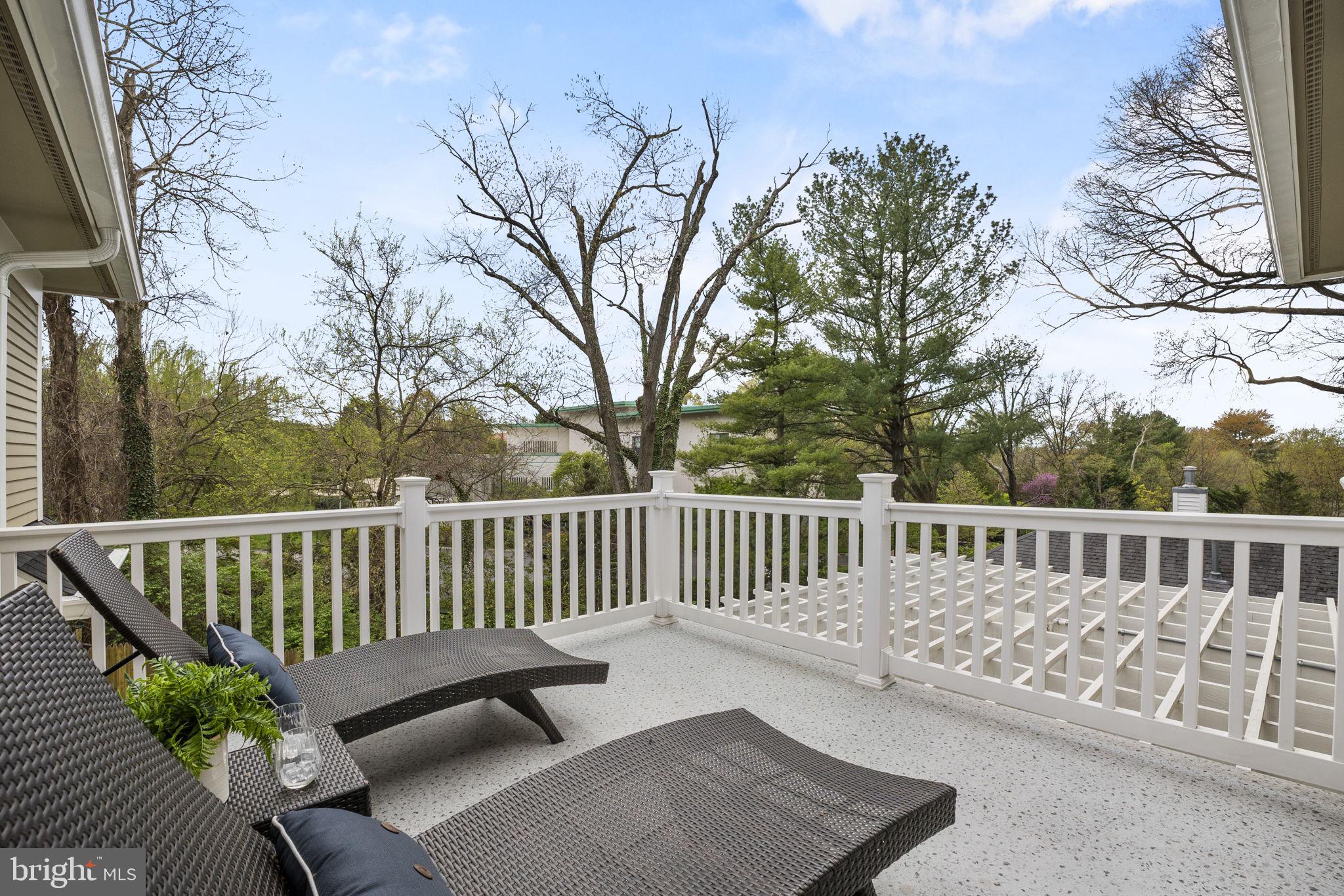 AMERICAN UNIVERSITY PARK - Residential