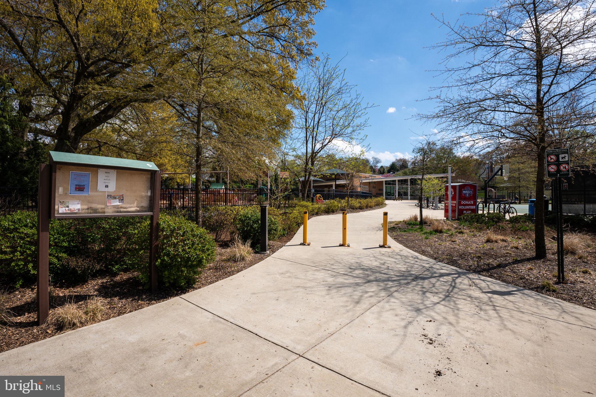 AMERICAN UNIVERSITY PARK - Residential