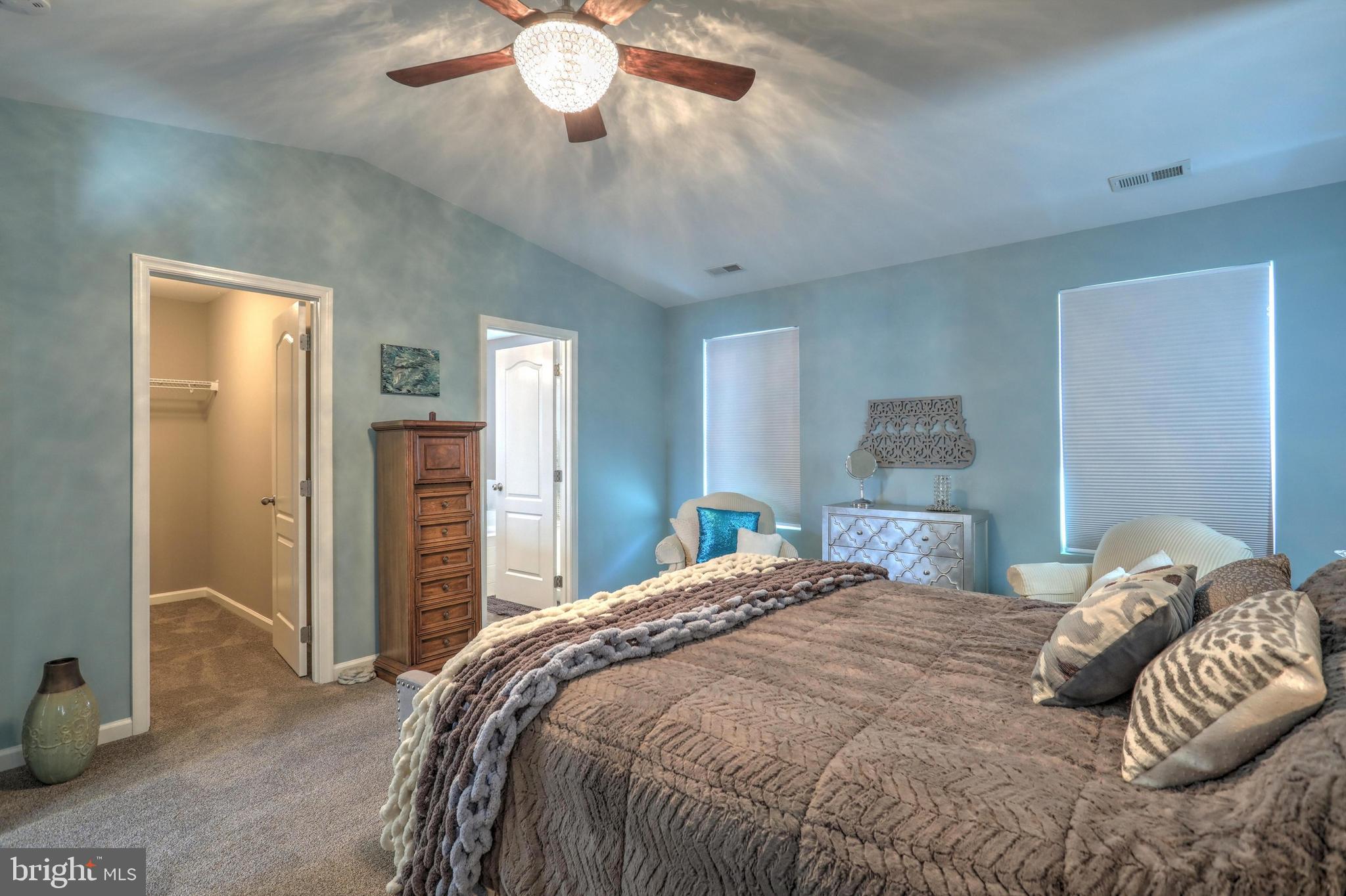 IRON BRIDGE LANDING - Residential