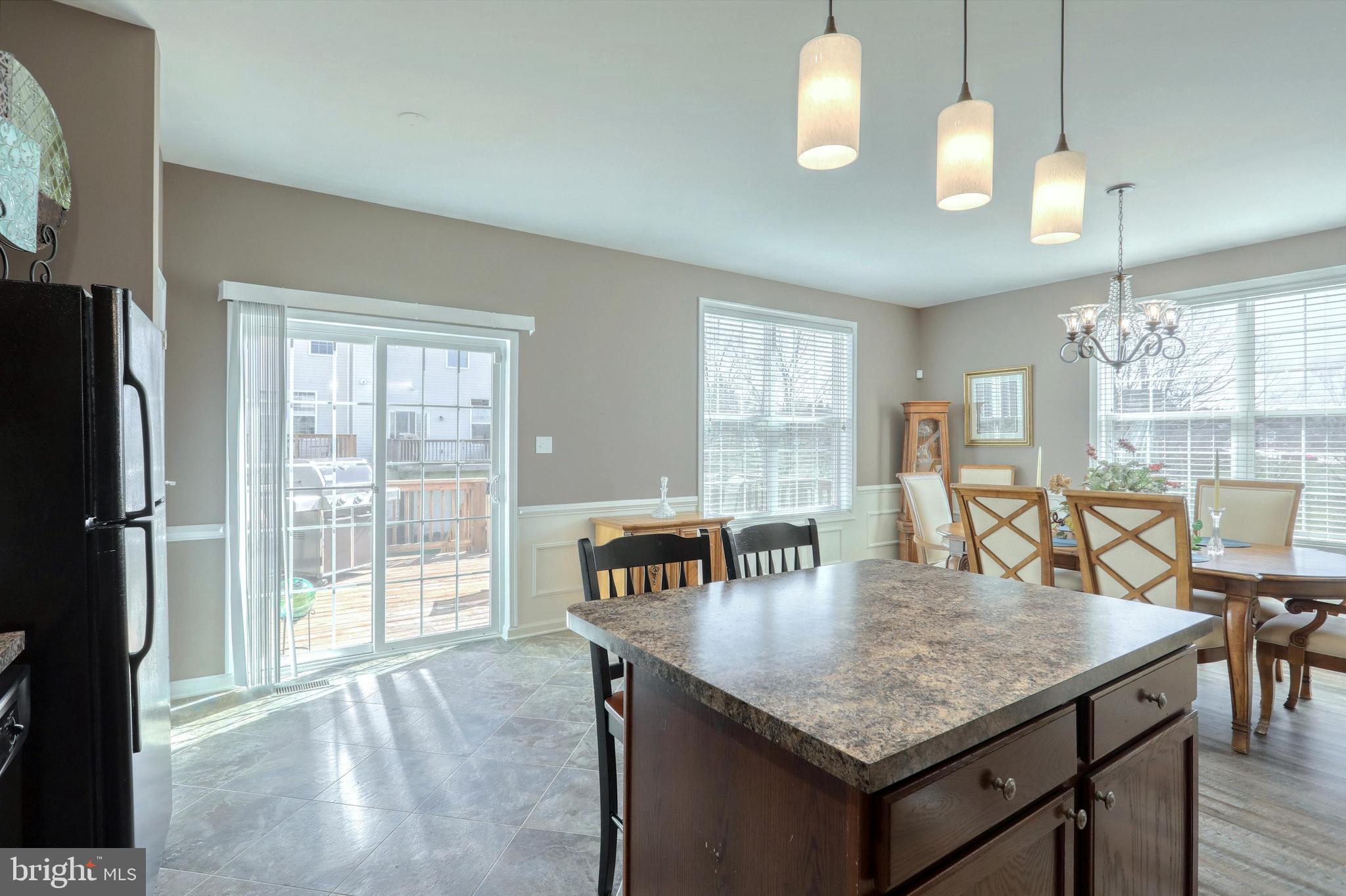 IRON BRIDGE LANDING - Residential