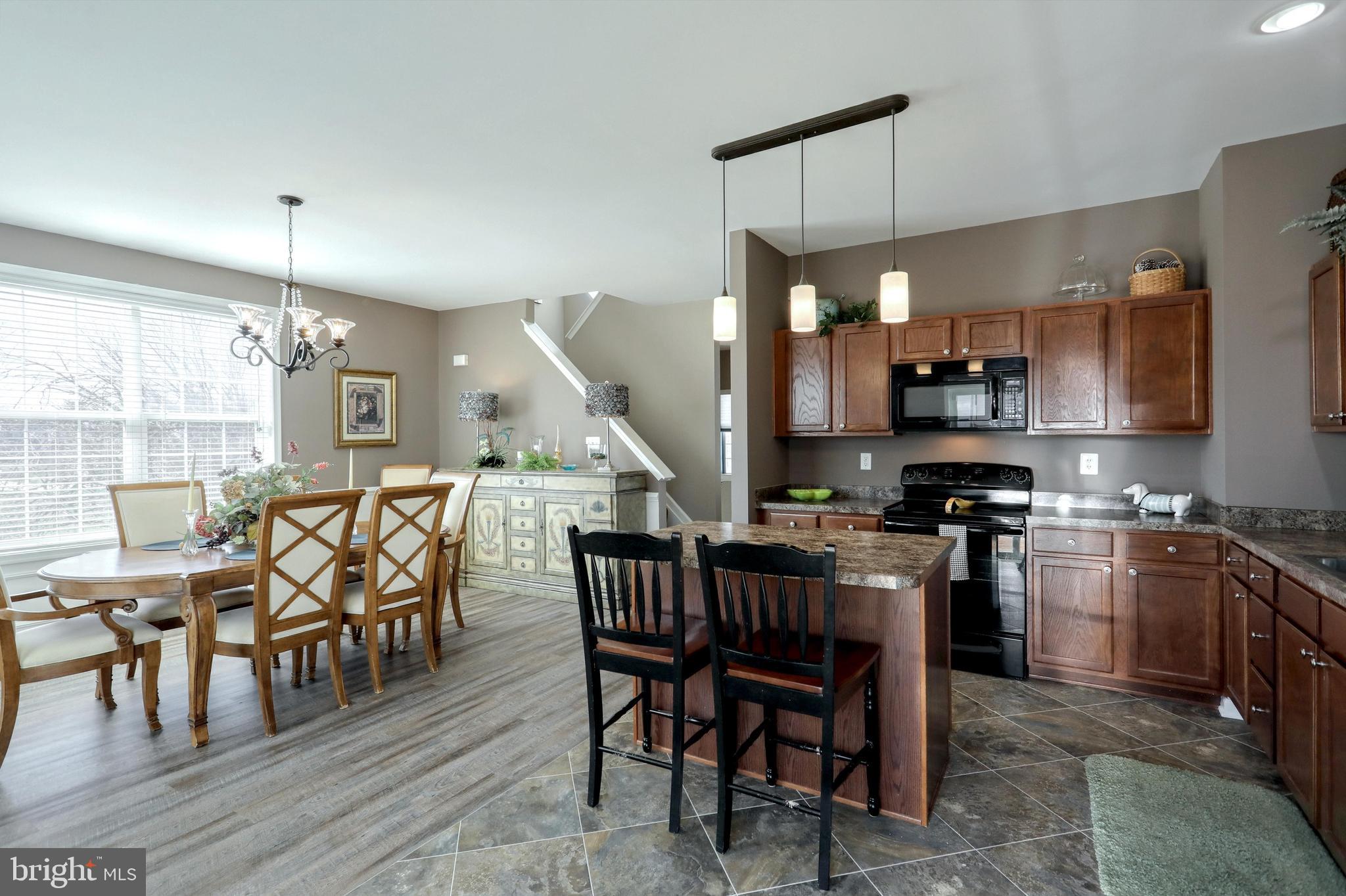 IRON BRIDGE LANDING - Residential