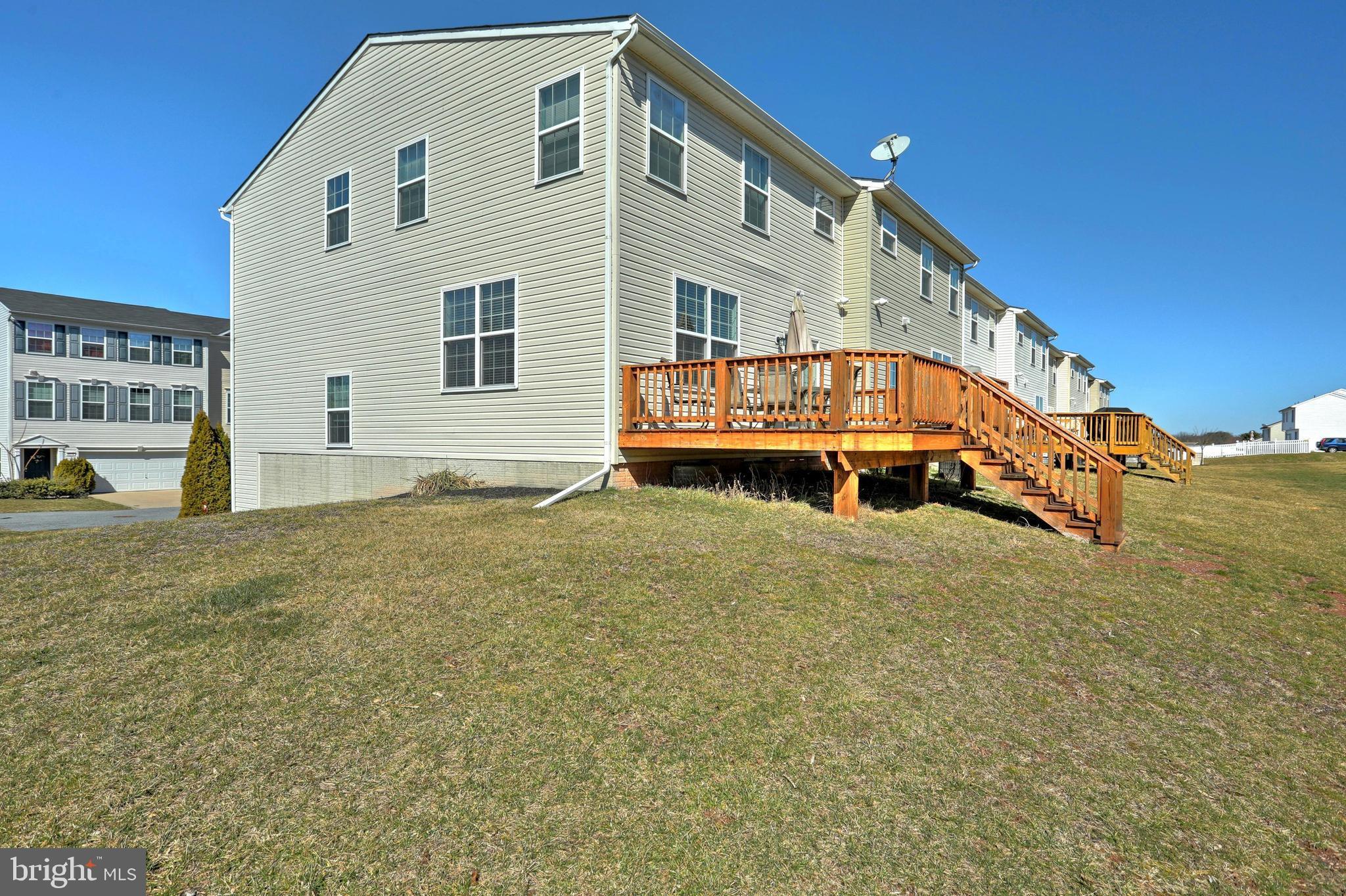 IRON BRIDGE LANDING - Residential