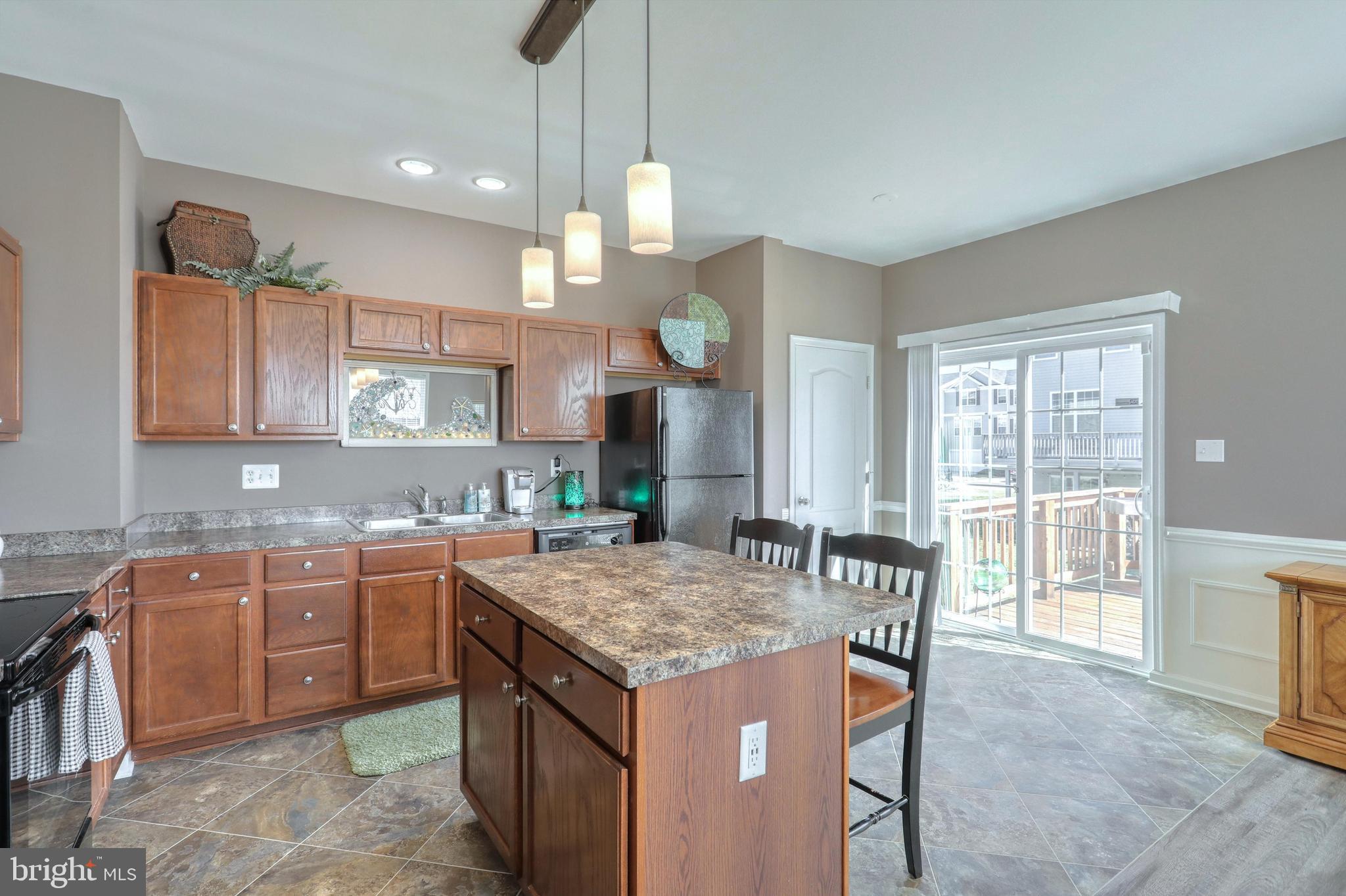 IRON BRIDGE LANDING - Residential