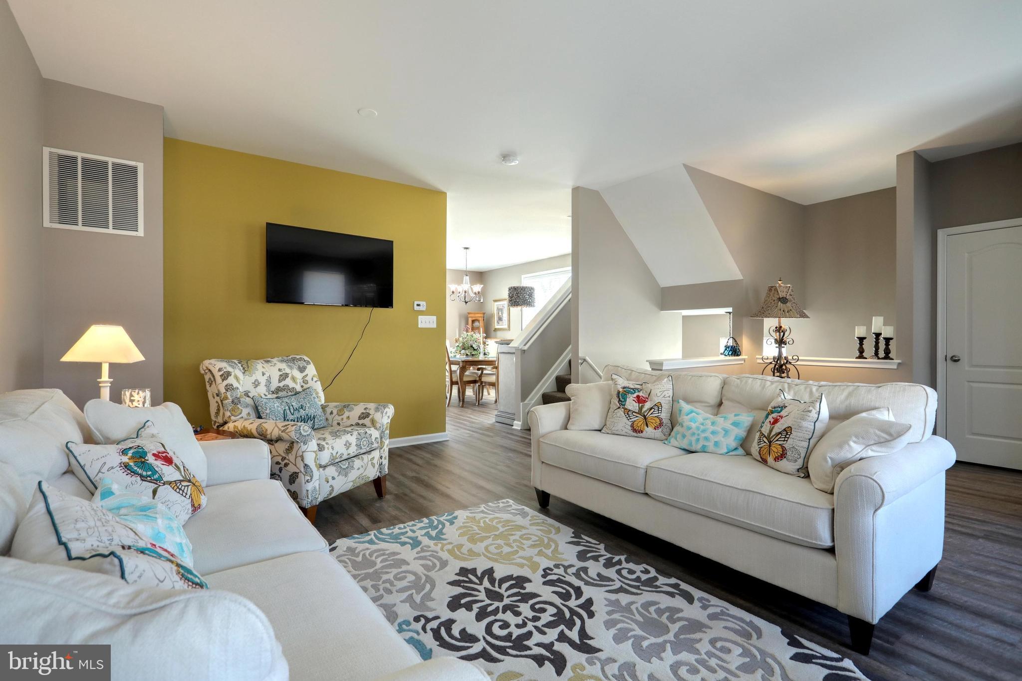 IRON BRIDGE LANDING - Residential