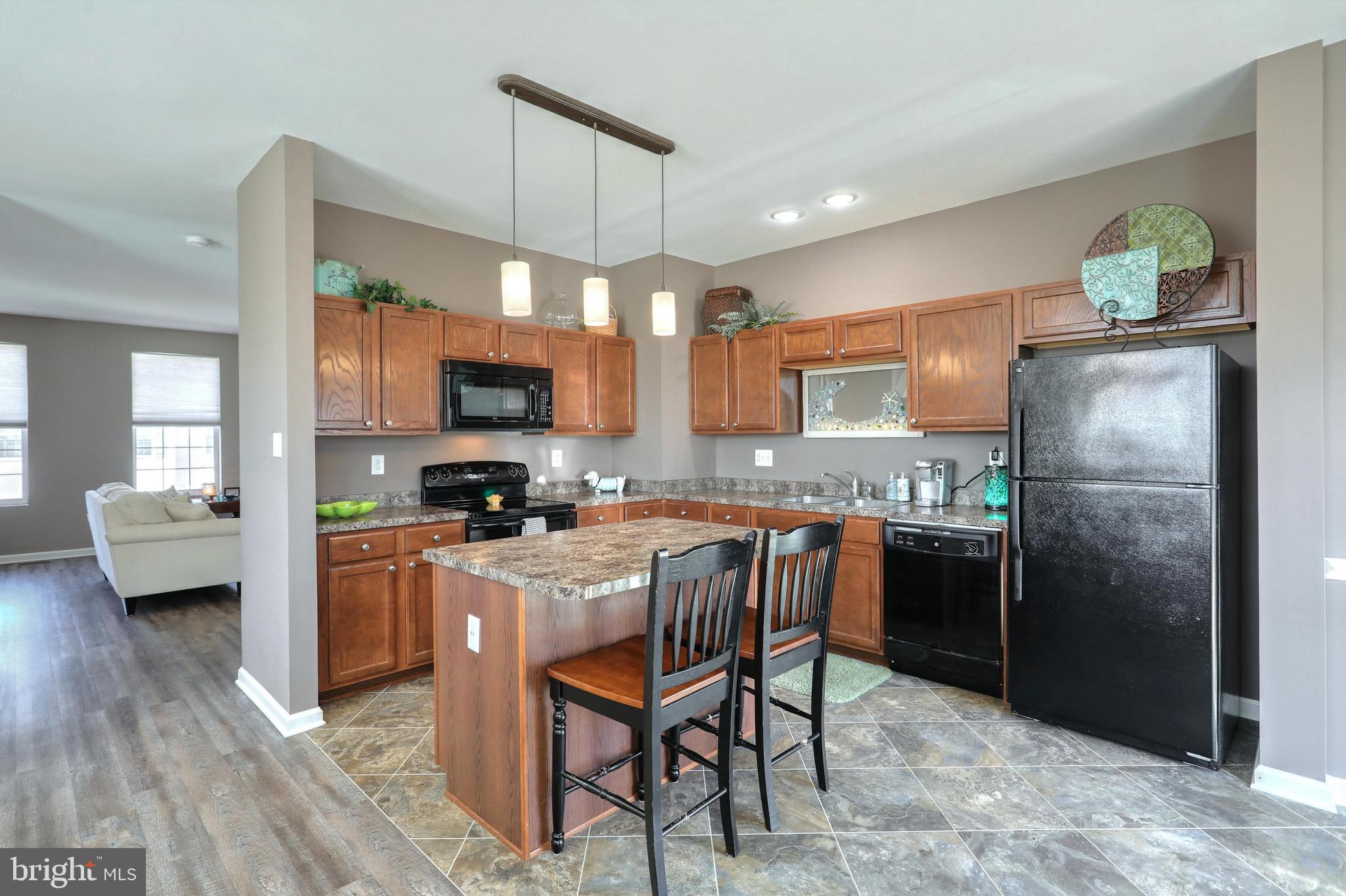 IRON BRIDGE LANDING - Residential