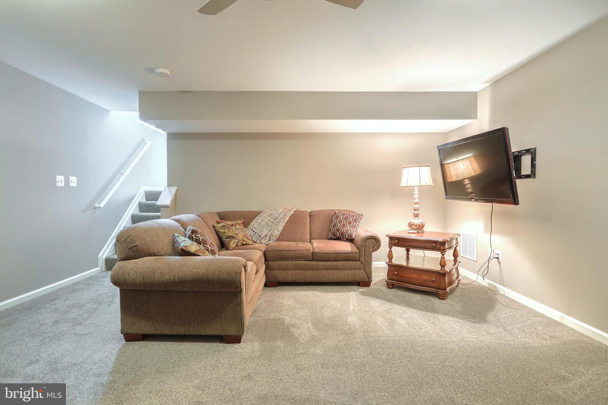 IRON BRIDGE LANDING - Residential