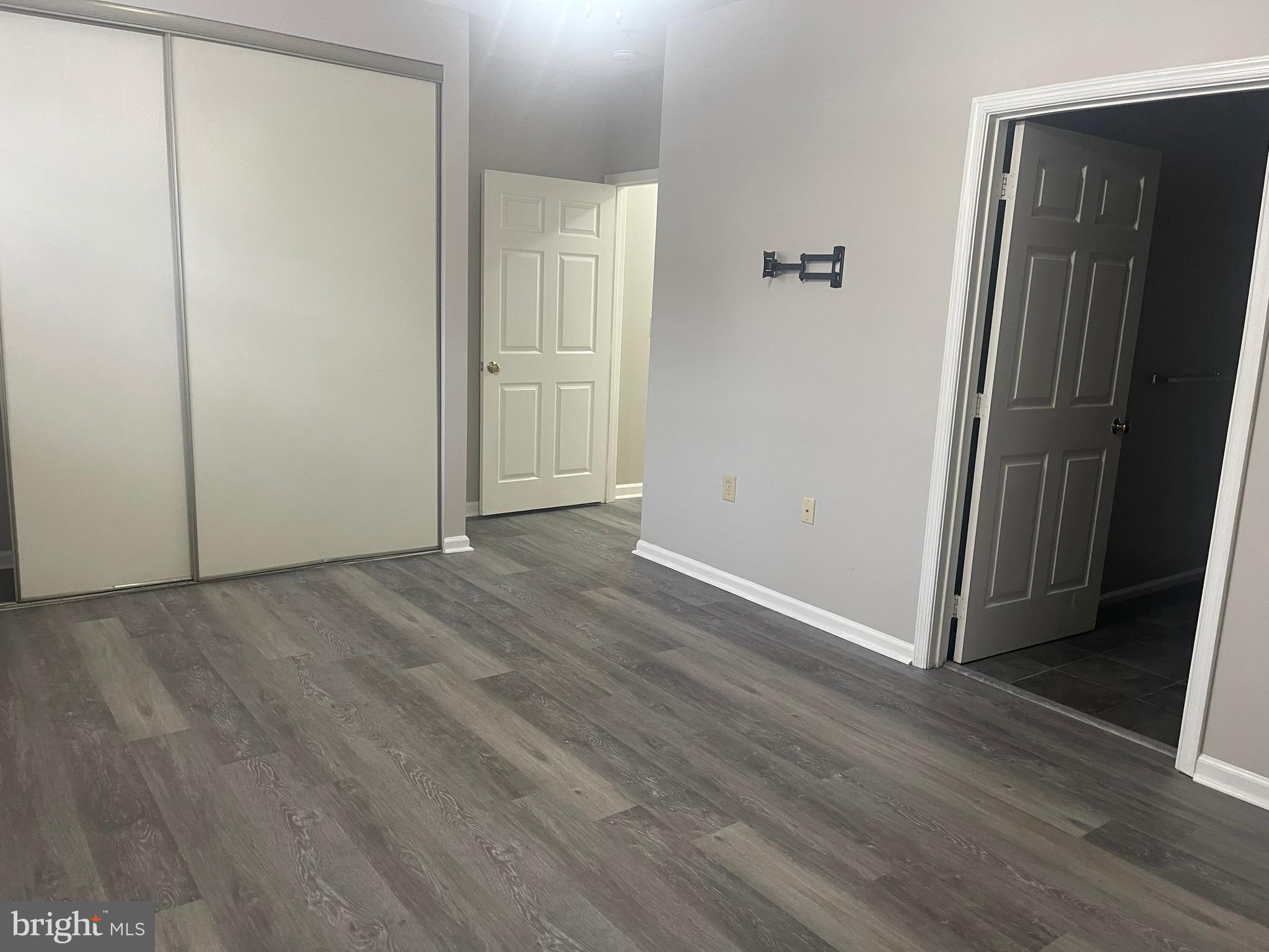 WELLFLEET MEWS - Residential