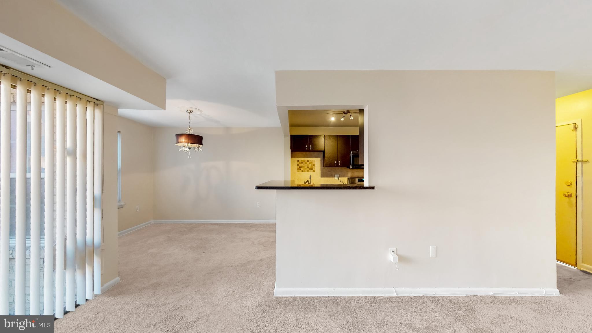 MARLOW TOWERS CONDOMINIUMS - Residential