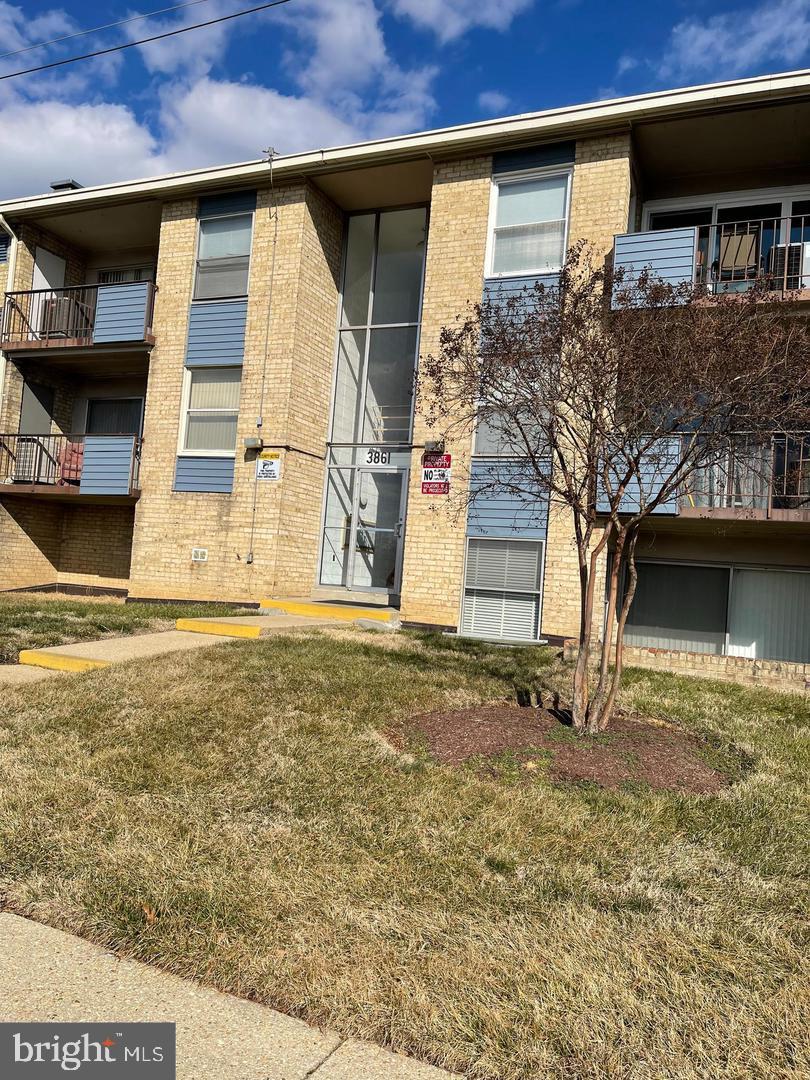 MARLOW TOWERS CONDOMINIUMS - Residential