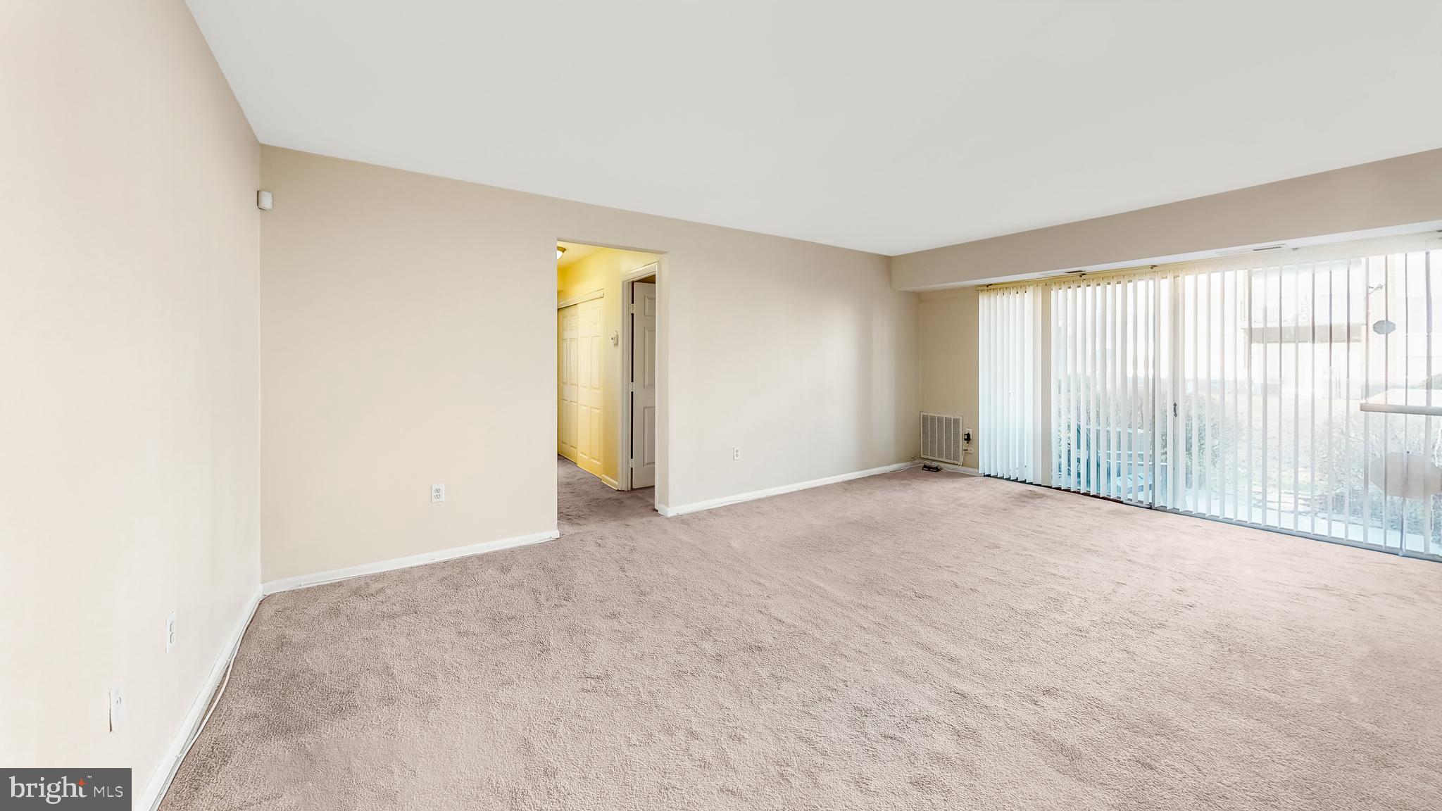 MARLOW TOWERS CONDOMINIUMS - Residential