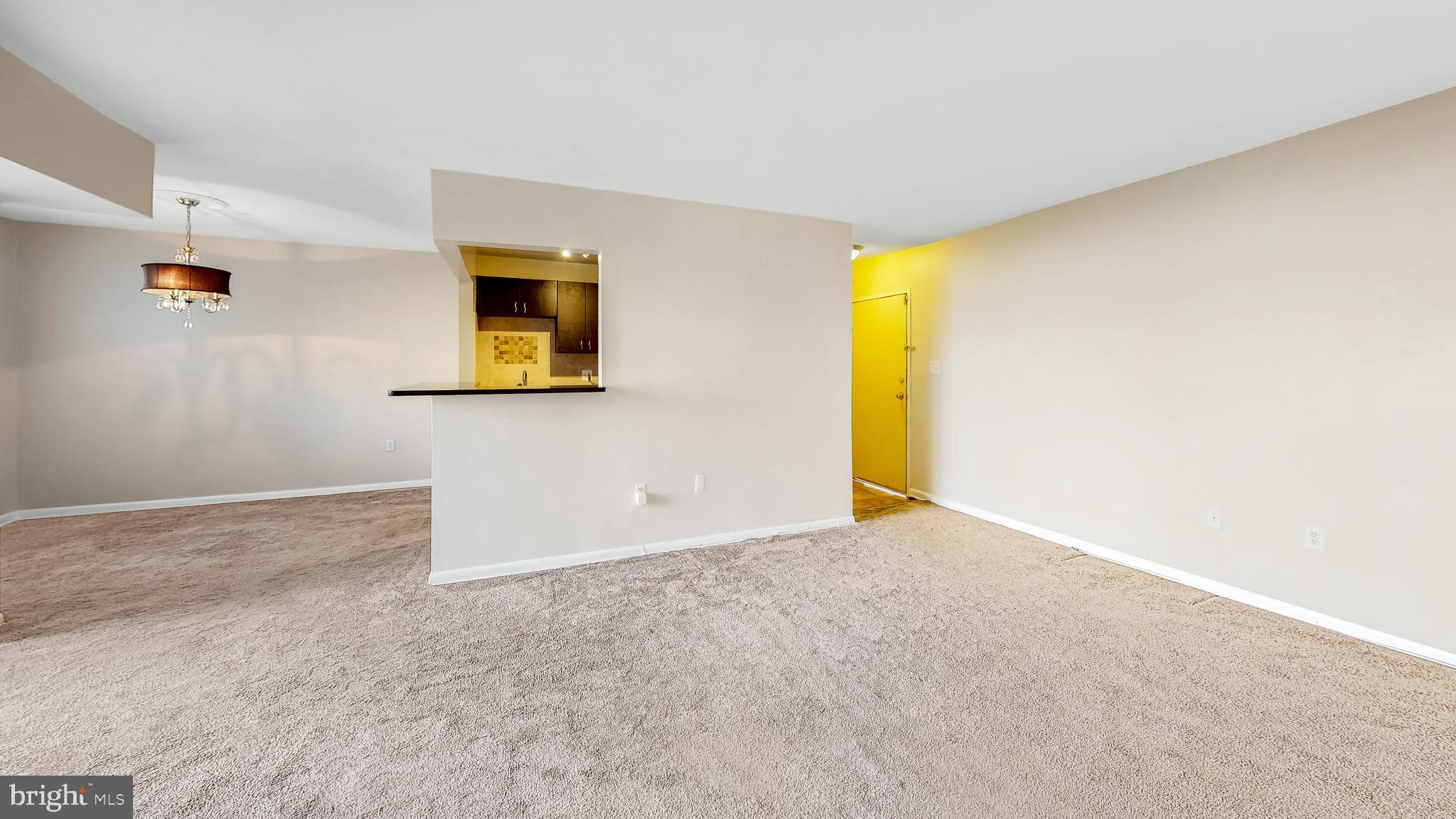 MARLOW TOWERS CONDOMINIUMS - Residential