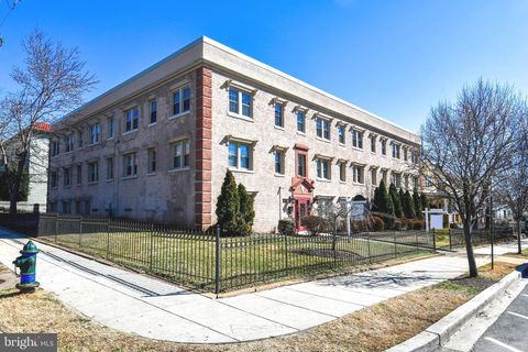 2625 3RD STREET NE 301 WASHINGTON DC 20002