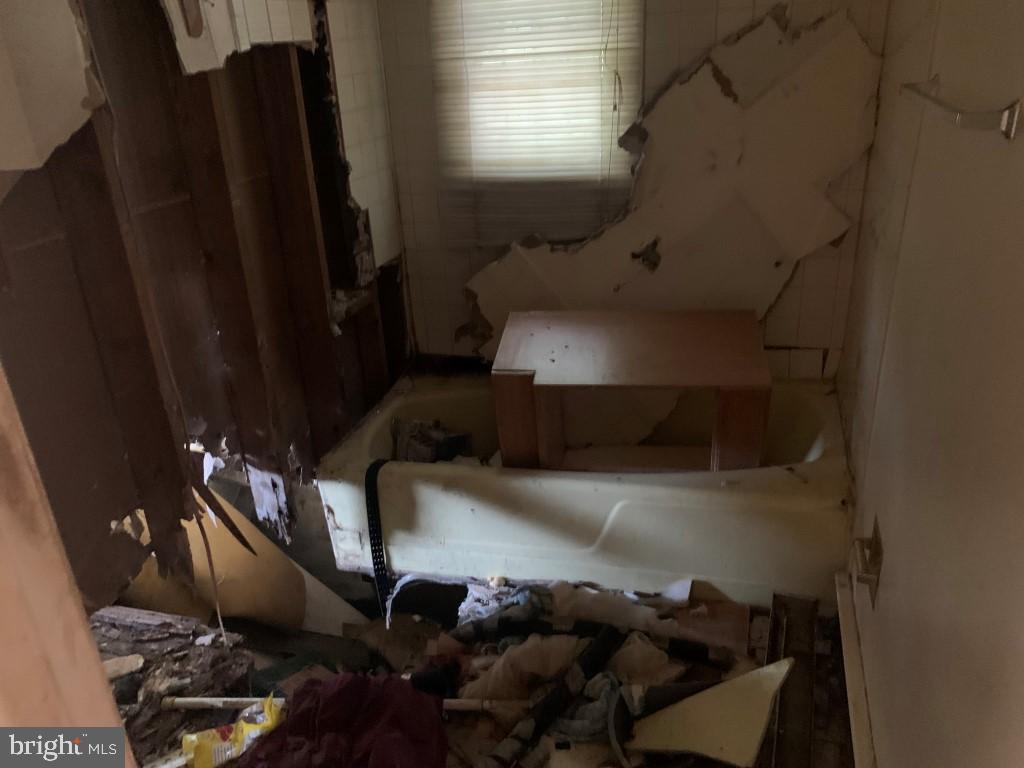 MORAVIA PARK - Residential